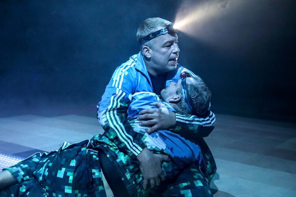 Sankt Falstaff, Theater, Oberhausen, Theater Oberhausen, Niko Eleftheriadis, Jens Schnarre, Philipp Quest, Birgit Hupfeld