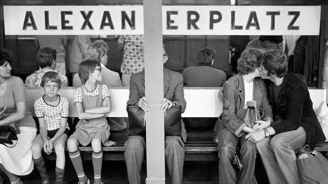 Rudi Meisel, Vor meinen Augen, Ausstellung, Kunstausstellung, Köln, Galerie Bene Taschen, S Bahnsteig, Alexanderplatz, Berlin Mitte, DDR