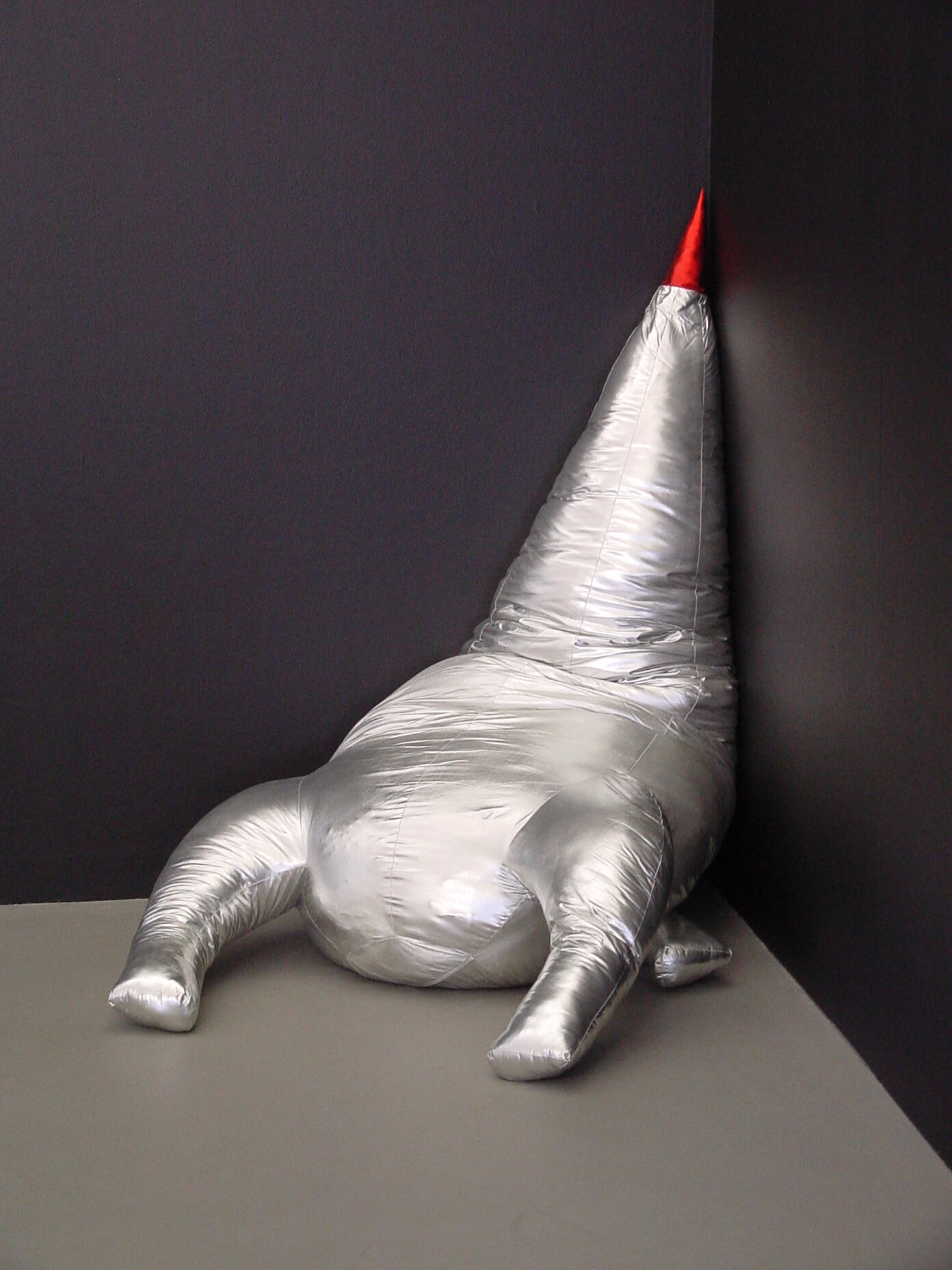 Zu den Sternen! Weltraum und Weltflucht seit der Moderne, Ausstellung, Kunstausstellung, Remagen, Arp Museum, Sylvie Fleury, First Spaceship on Venus (17 C), Mehdi Chouakri, Stefan Altenburger Photography