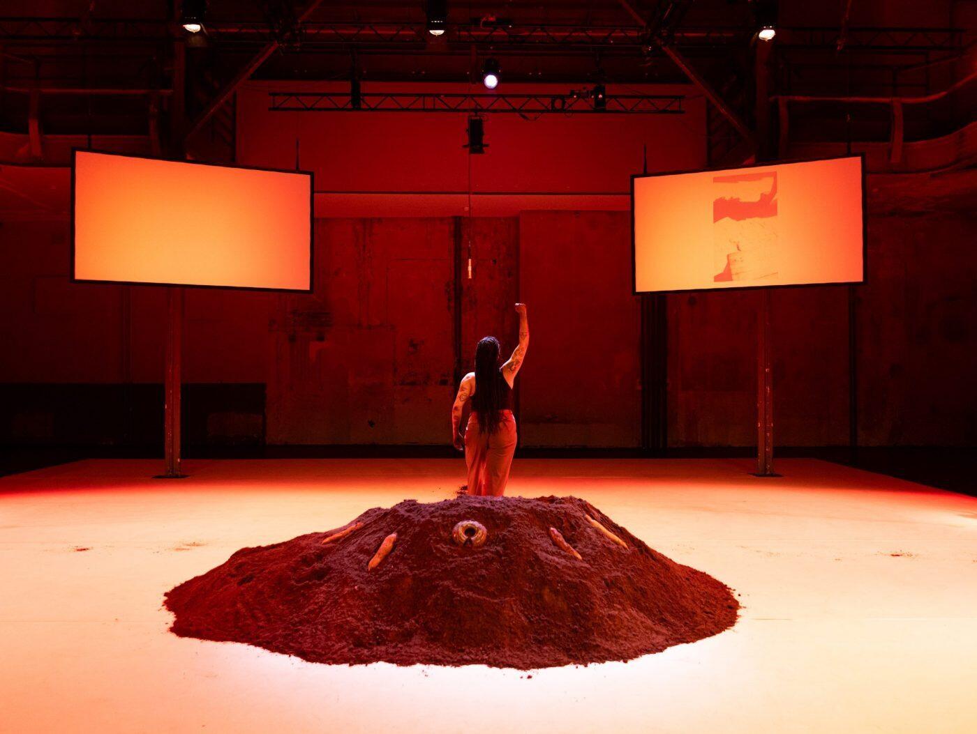 7. Hundert Pro Festival, Theaterfestival, Theater, Festival, Mülheim an der Ruhr, Ringlokschuppen, Colleen Ndemeh Fitzgerald, I want revenge, grandma, Mayra Wallraff