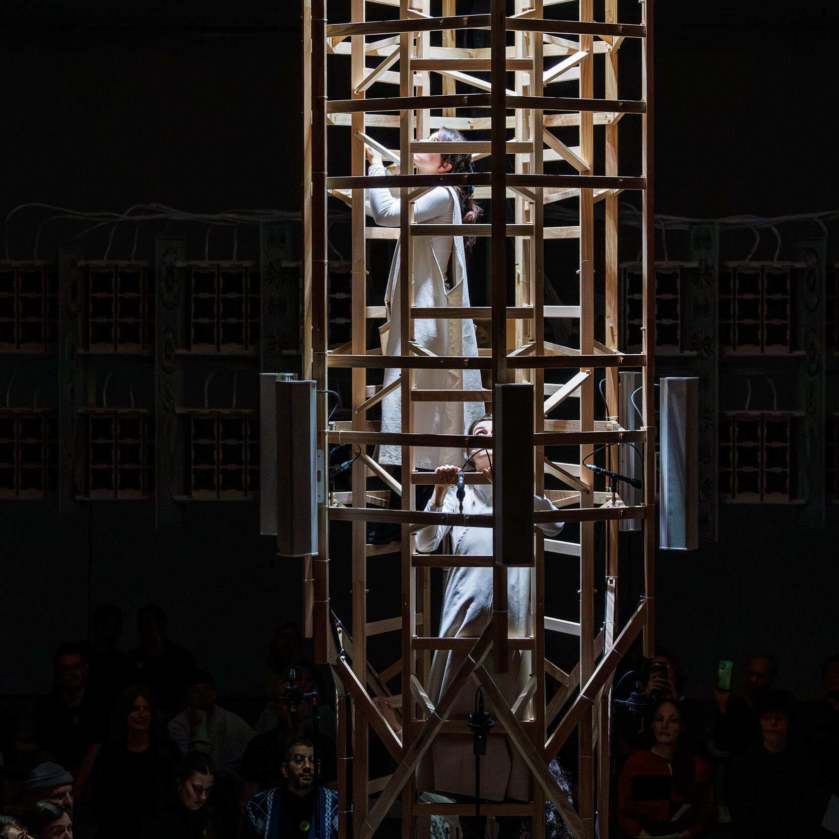 Holly Herndon, Mat Dryhurst, Starmirror, Ausstellung, Kunstausstellung Düsseldorf, Kunstsammlung NRW, K21, Choir Session, Frank Sperling, Starmirror Training Performance, Starmirror Ensemble unterstützt vom Kammerchor der Humboldt-Universität zu Berlin, KW Institute for Contemporary Art