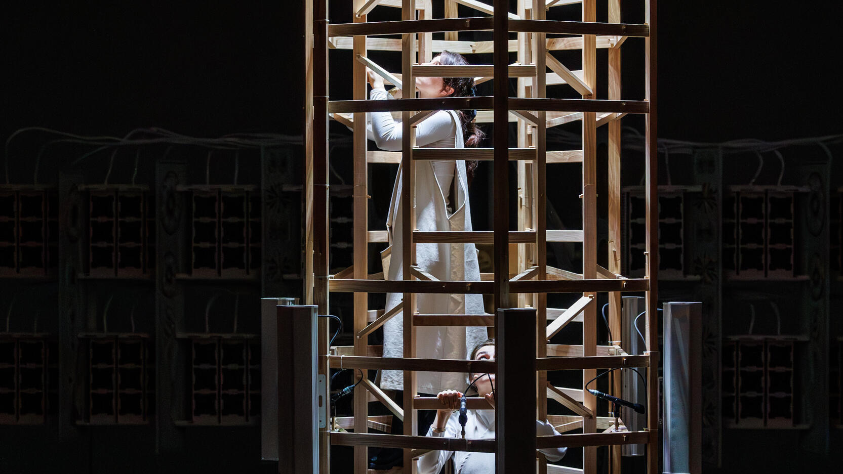 Holly Herndon, Mat Dryhurst, Starmirror, Ausstellung, Kunstausstellung Düsseldorf, Kunstsammlung NRW, K21, Choir Session, Frank Sperling, Starmirror Training Performance, Starmirror Ensemble unterstützt vom Kammerchor der Humboldt-Universität zu Berlin, KW Institute for Contemporary Art