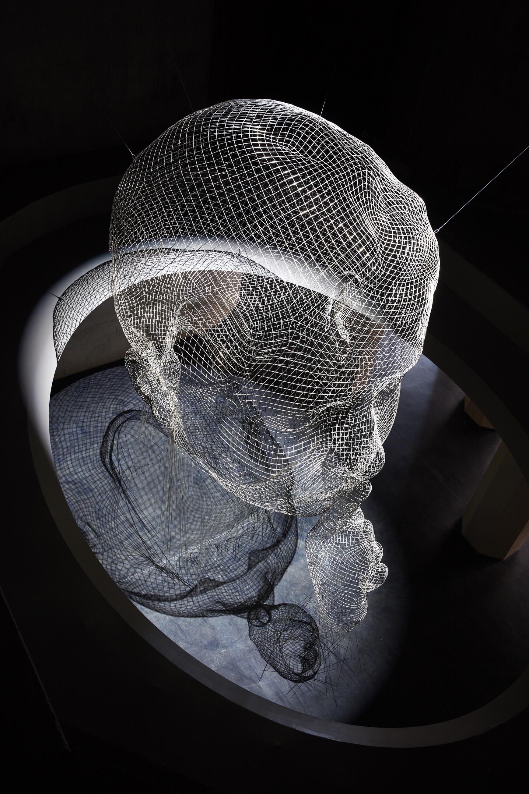 Jaume Plensa, Invisible, Ausstellung, Kunstausstellung, Duisburg, Museum Küppersmühle, MKM Museum Küppesmühle für Moderne Kunst, Installationsansicht, Mick Vincenz, VG Bild-Kunst