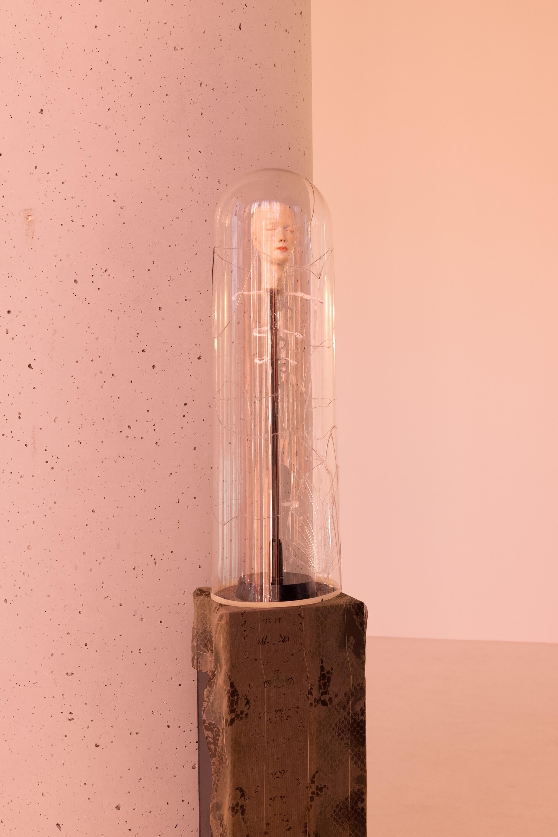 Soshiro Matsubara, Sleeves of Desire, Ausstellung, Kunstausstellung, Dortmund, Dortmunder Kunstverein, Jens Franke, Installationsansicht