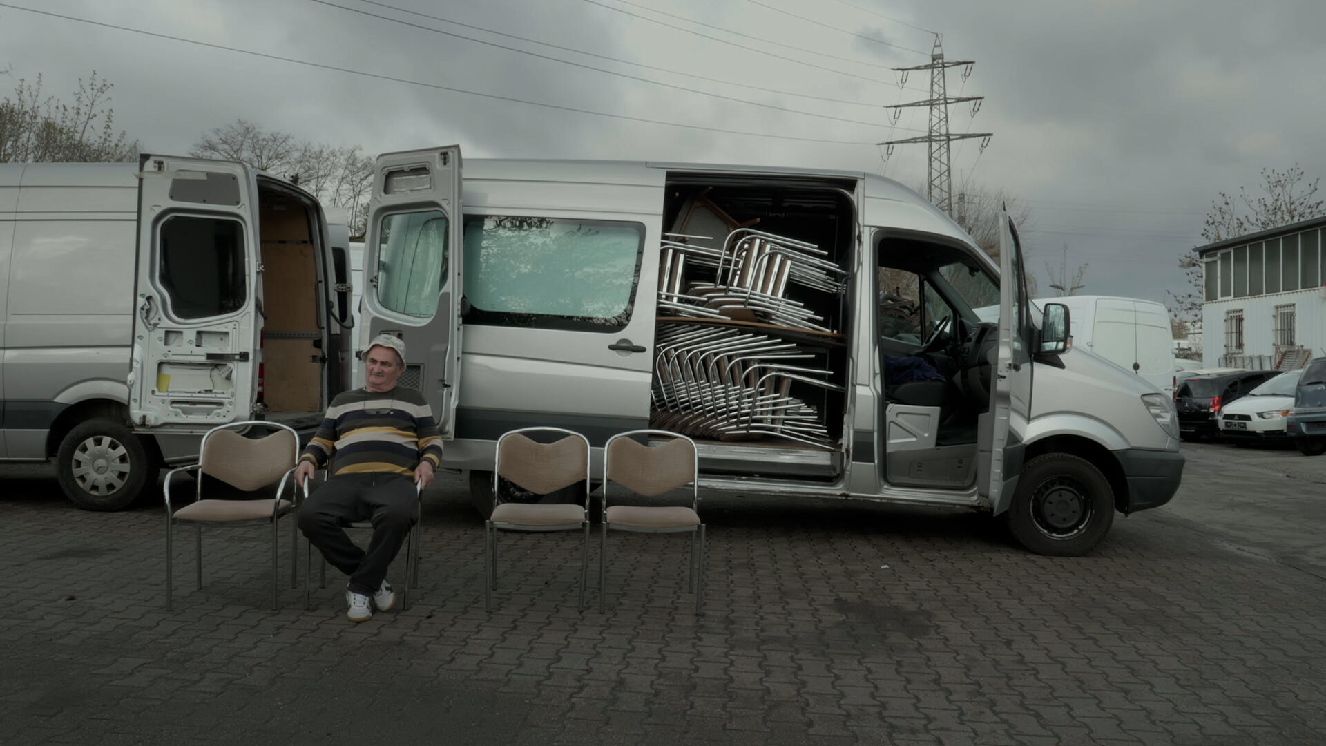 Human Work – Junge Kunst aus Münster, Ausstellung, Kunstausstellung, Zauri Matikashvili, Made in Europe, Filmstill, Düsseldorf, KIT - Kunst im Tunnel