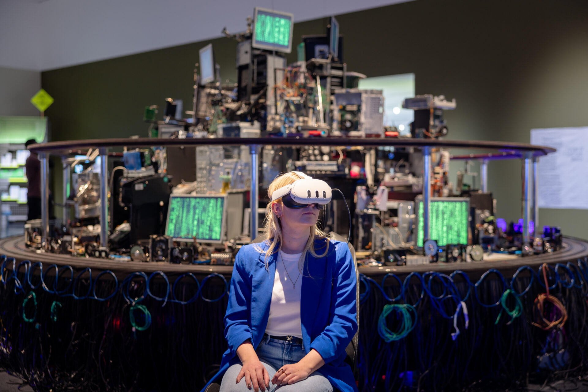 Müll. Eine Ausstellung über die globalen Wege des Abfalls, Ausstellung, Kunstausstellung, Dortmund, Dortmunder U, Museum Ostwall, Installationsansicht, Akwasi Bediako Afranec, Roland Baege