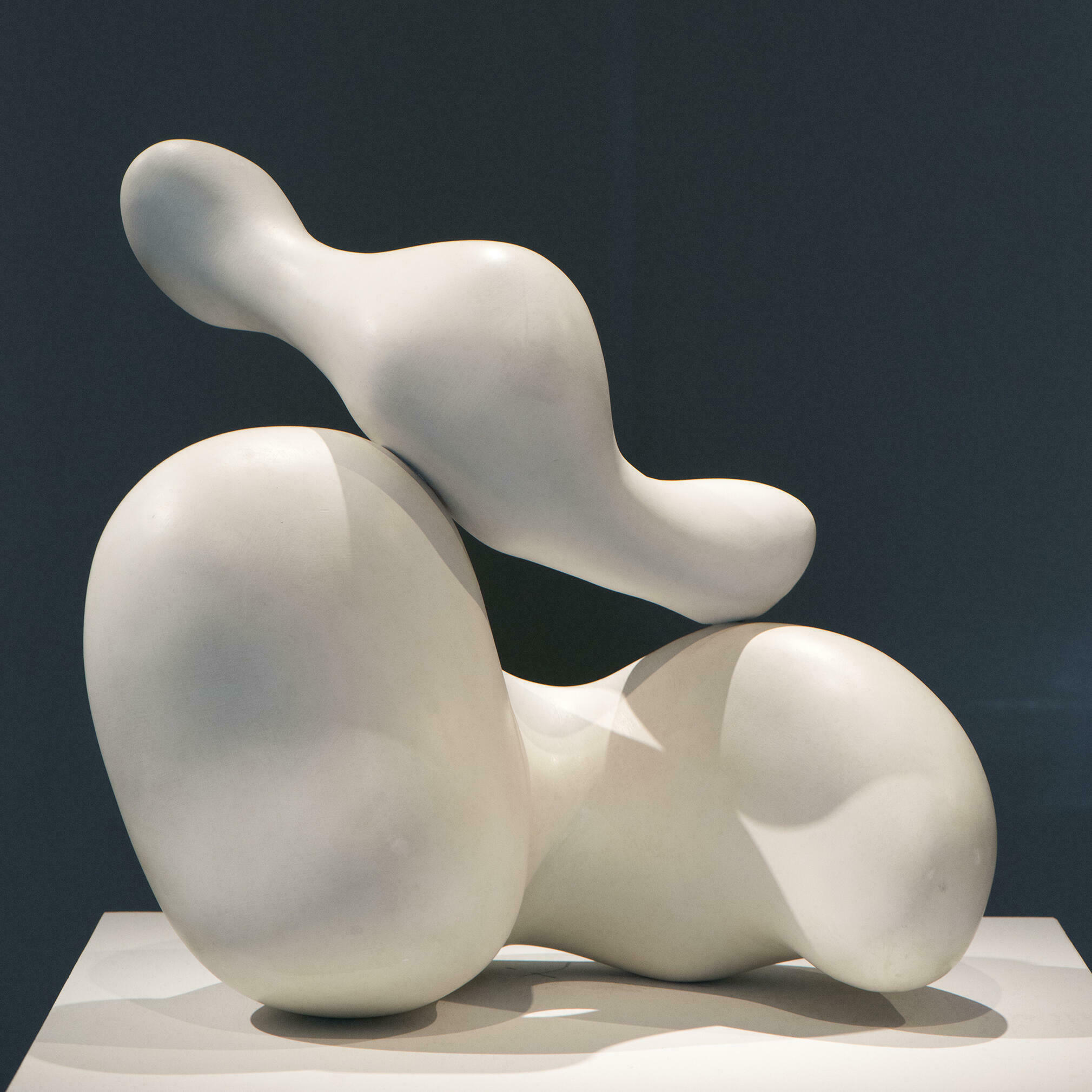 Netzwerk Paris Abstraction-Création 1931–1937, Ausstellung, Kunstausstellung, Remagen, arp Museum, Bahnhof Rolandseck, Hans (Jean) Arp, Menschliche Konkretion, Von der Heydt-Museum Wuppertal, Medienzentrum Wuppertal, VG Bild-Kunst