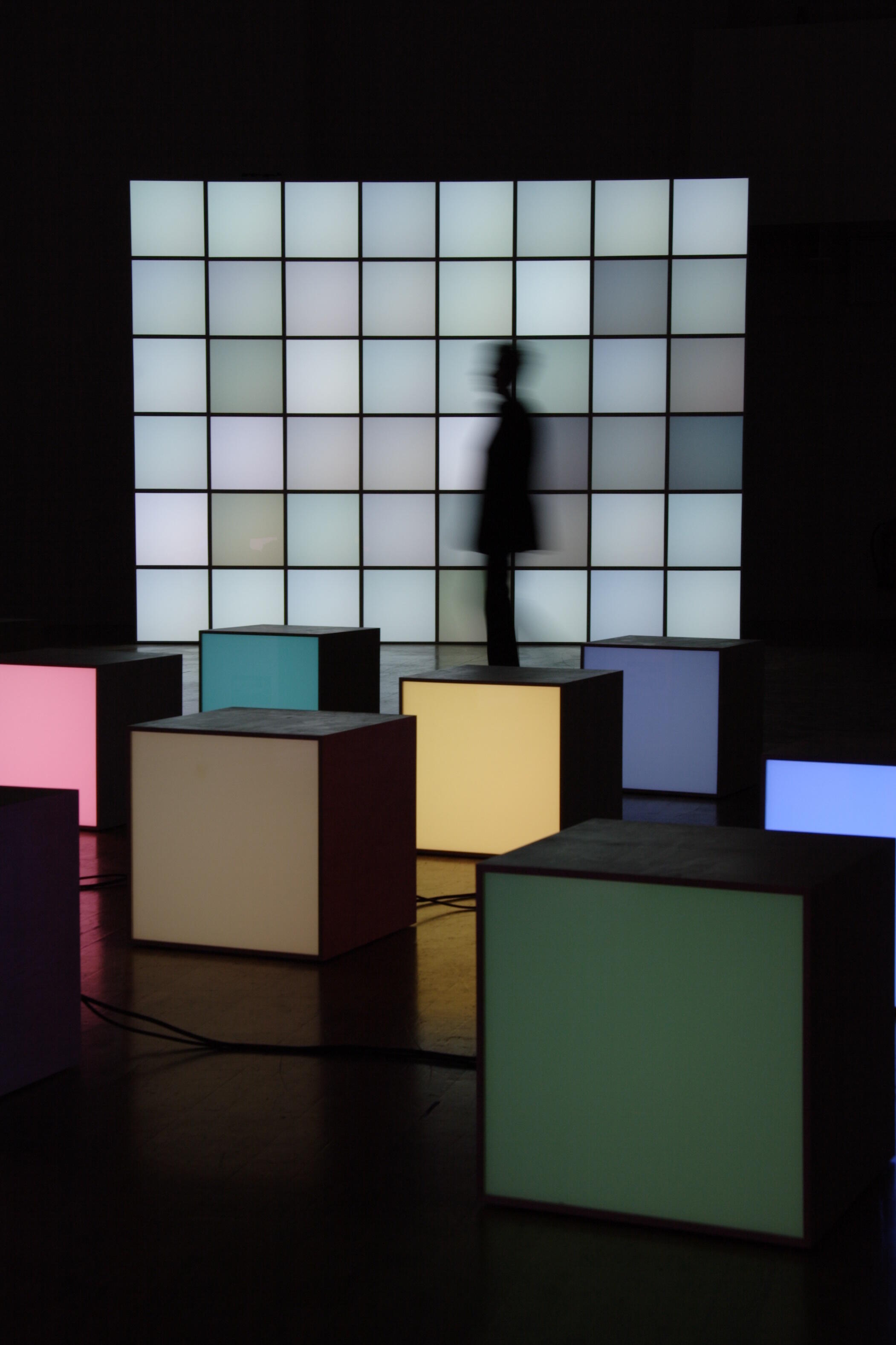 Alles Licht, Ausstellung, Kunstausstellung, Bielefeld, Kunsthalle Bielefeld, Angela Bulloch, Z-Point, 2001/4, Modern Art Oxford, Eberle & Eisfeld
