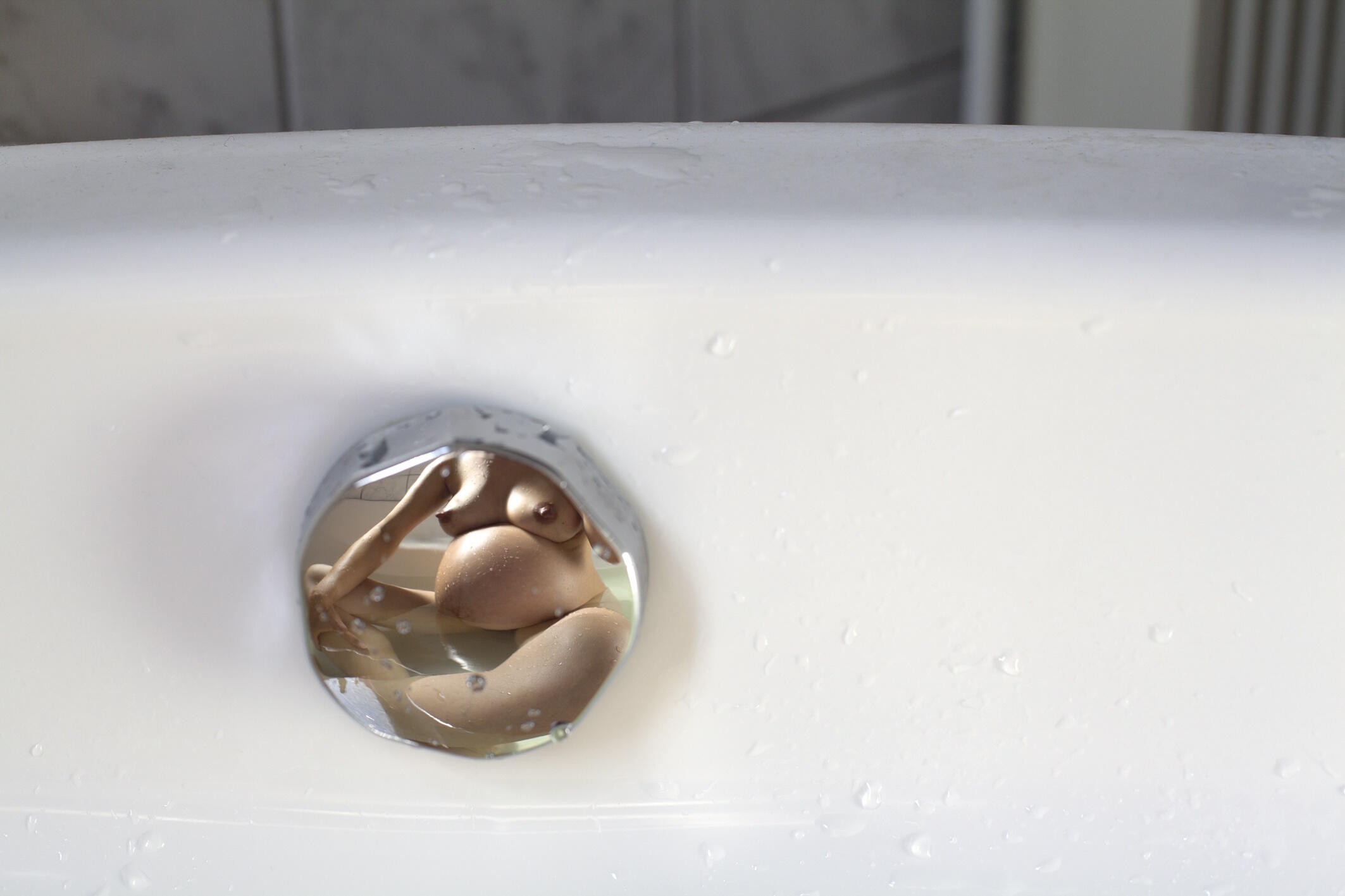 WE – Der Körper als Zeichen, Ausstellung, Kunstausstellung, Mülheim an der Ruhr, Kunstmuseum Mülheim an der Ruhr, Loredana Nemes, Distorsion 18, Galerie Springer