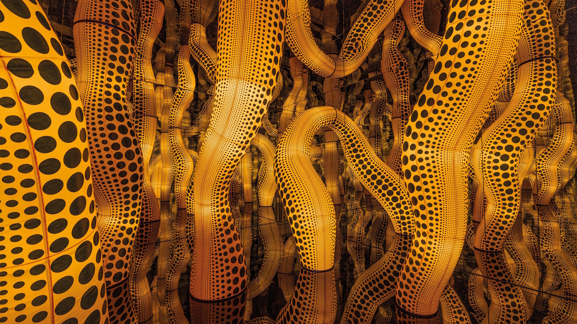 Yayoi Kusama, Ausstellung, Kunstausstellung, Köln, Museum Ludwig, lnfinity Mirrored Room-The Hope of the Polka Dots Buried in lnfinity Will Eternally Cover the Universe, Ota Fine Arts