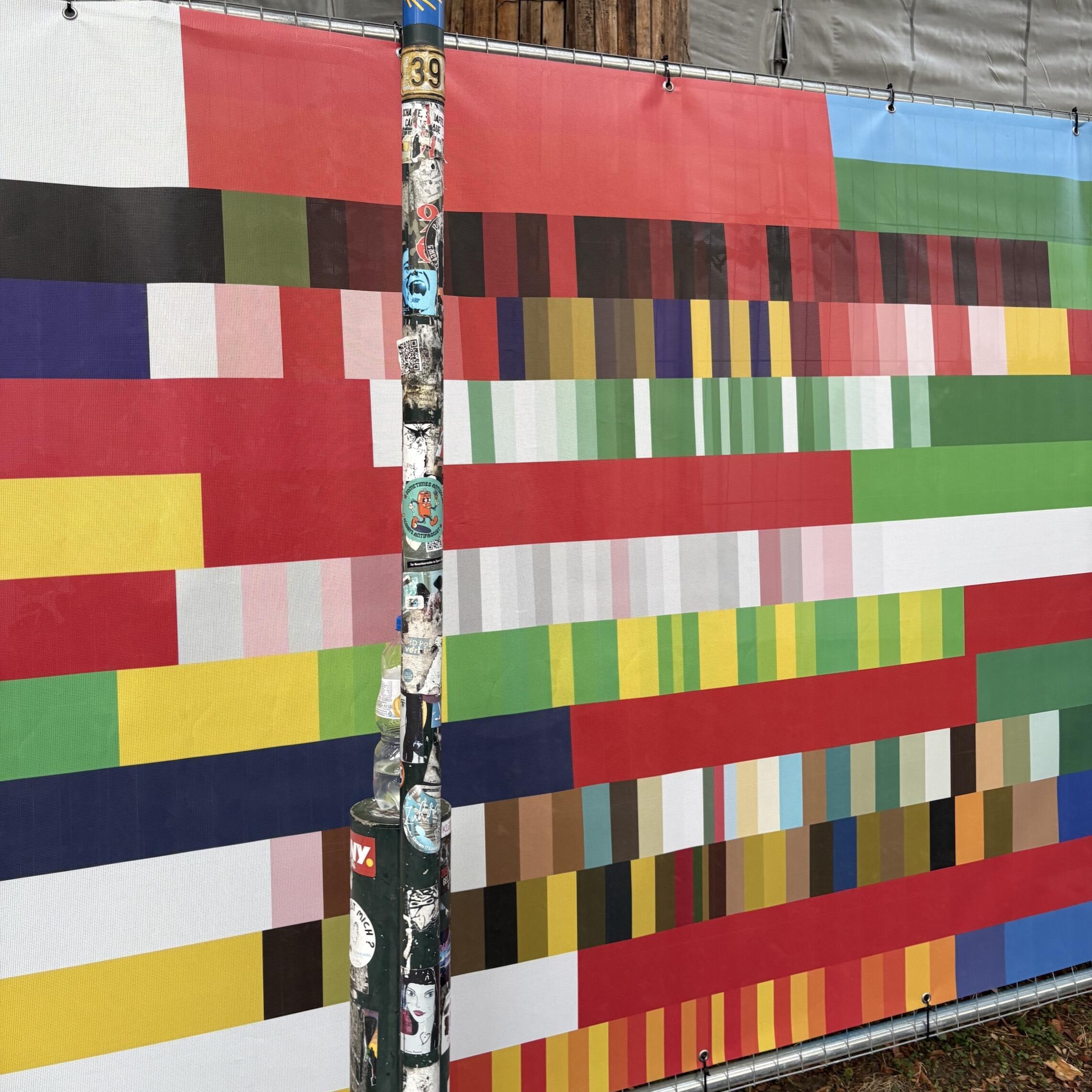 Flagge, Ausstellung, Kunstausstellung, Köln, Kirche St. Agnes, Vera Drebusch, Florian Egermann