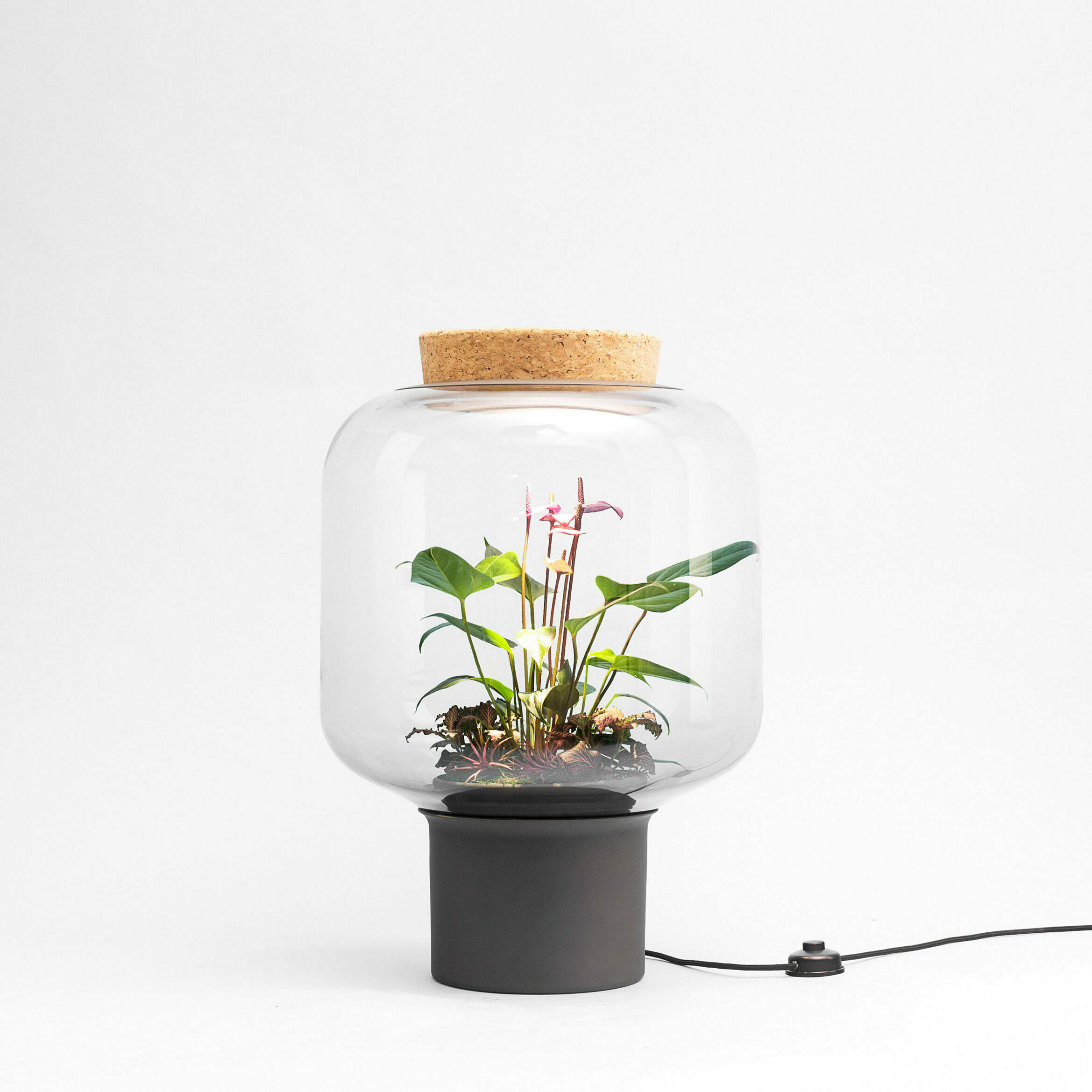 mygdal lamp nui studio lampe pflanzengefaess design inneneinrichtung einrichtungsidee