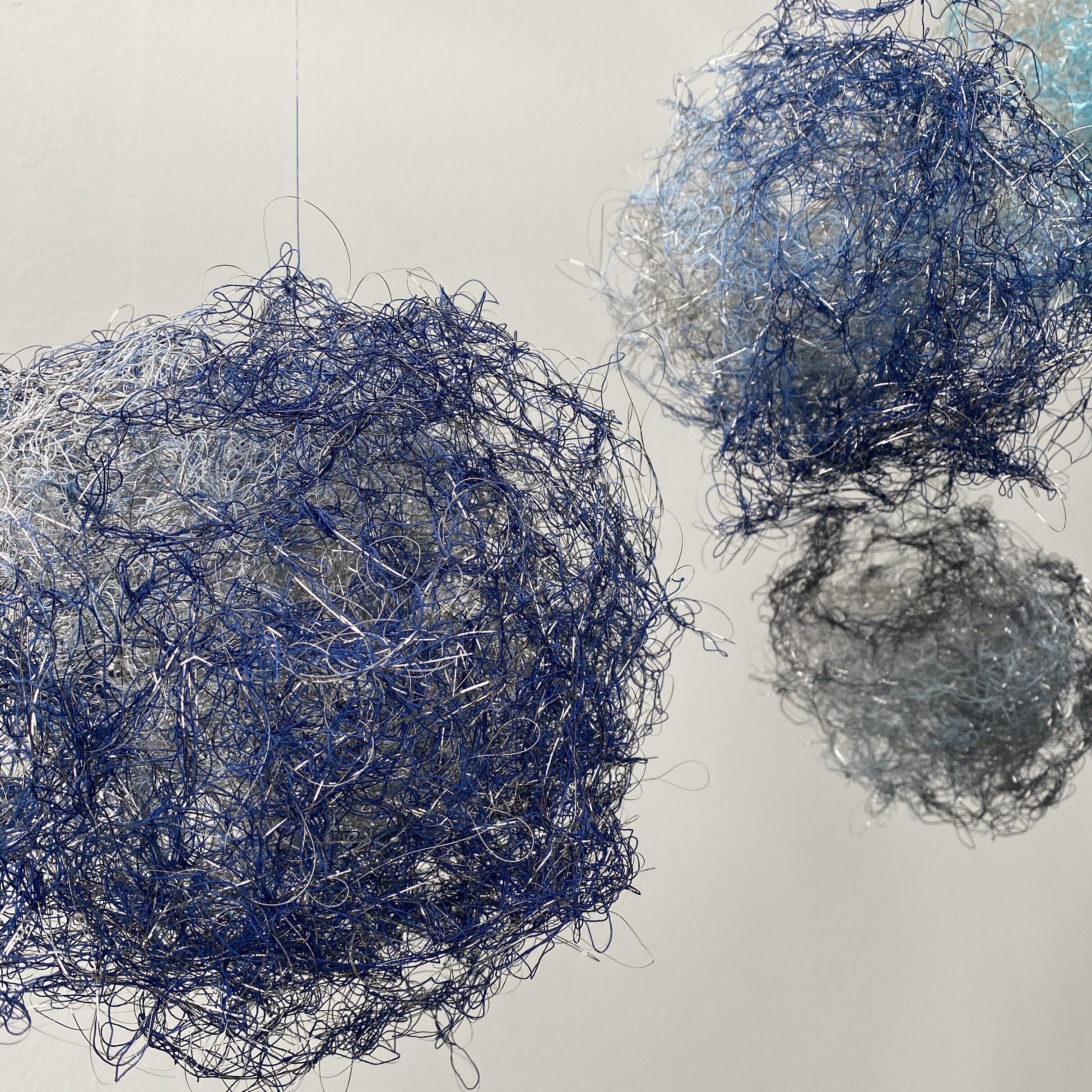 Veronika Moos, nicht mehr und dann, Ausstellung, Kunstausstellung, Bergisch Gladbach, Villa Zanders, Wolken im Fluss