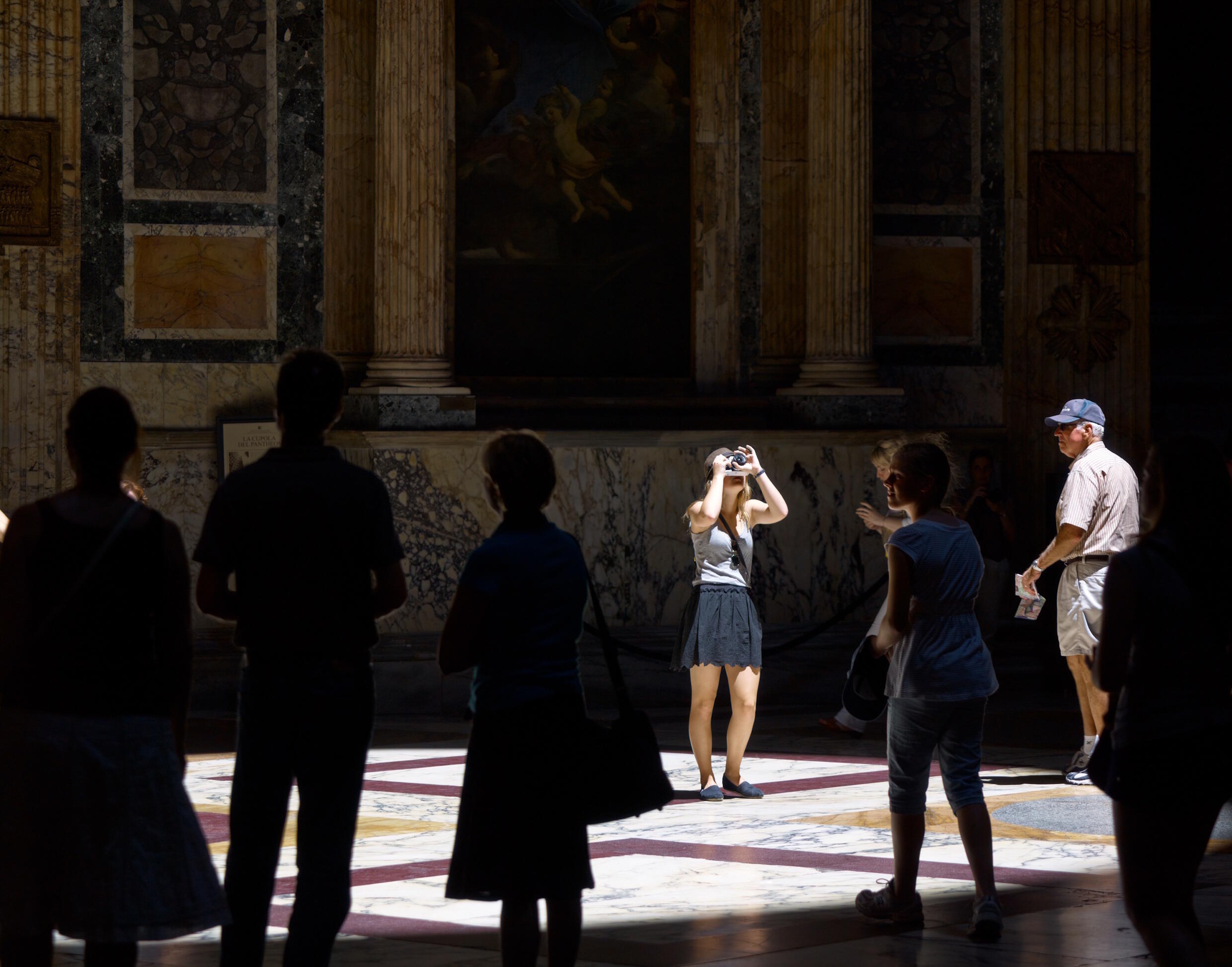 Saša Fuis, Invisible Moments, Ausstellung, Kunstausstellung, Köln, Forum für Fotografie, Pantheon, Rom