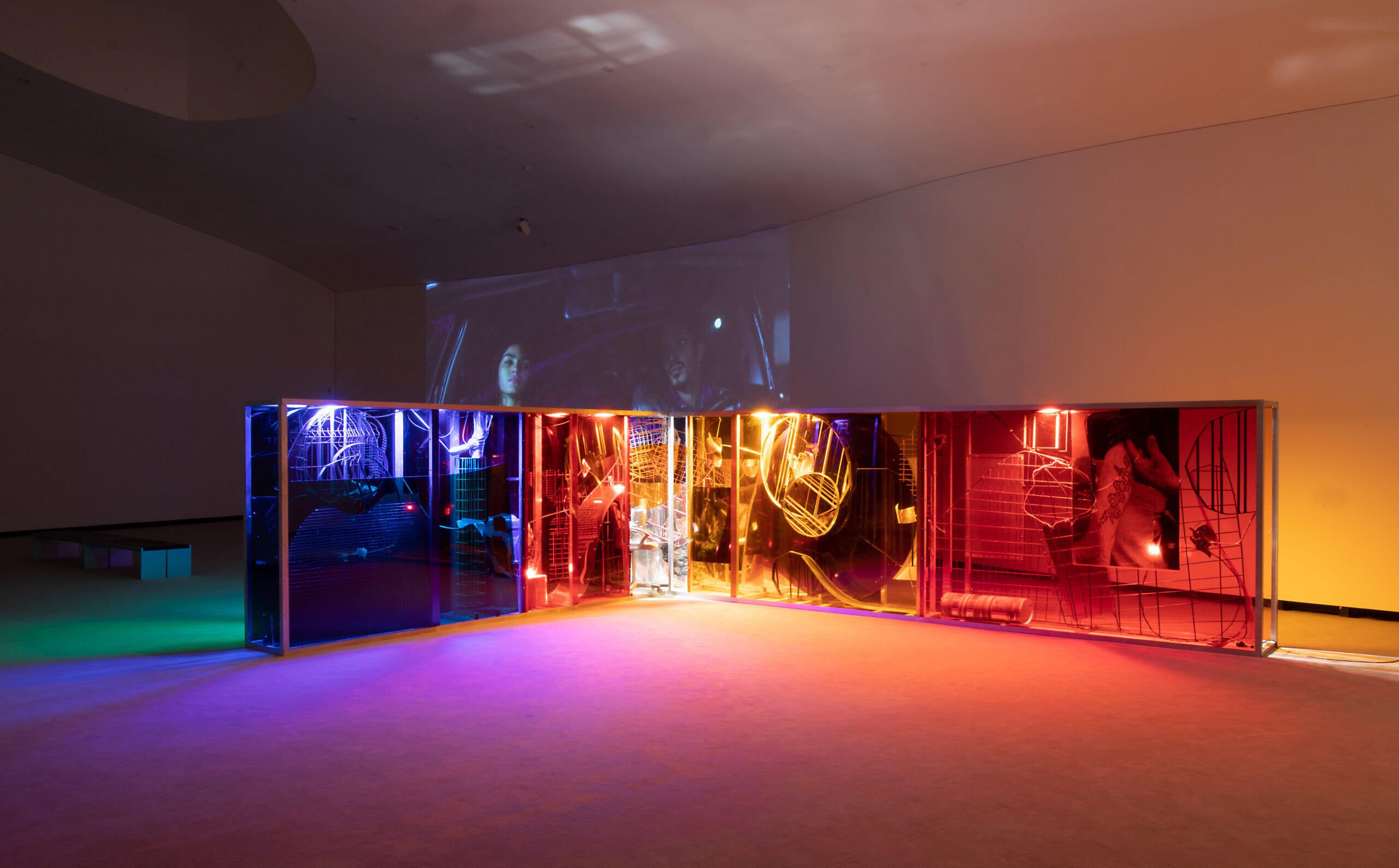 Mohamed Bourouissa, Pour Noubia, Ausstellung, Kunstausstellung, Herford, Marta Herford, Lila, Galerie Mennour, Ausstellungsansicht, VG Bild-Kunst, Hans Schröder