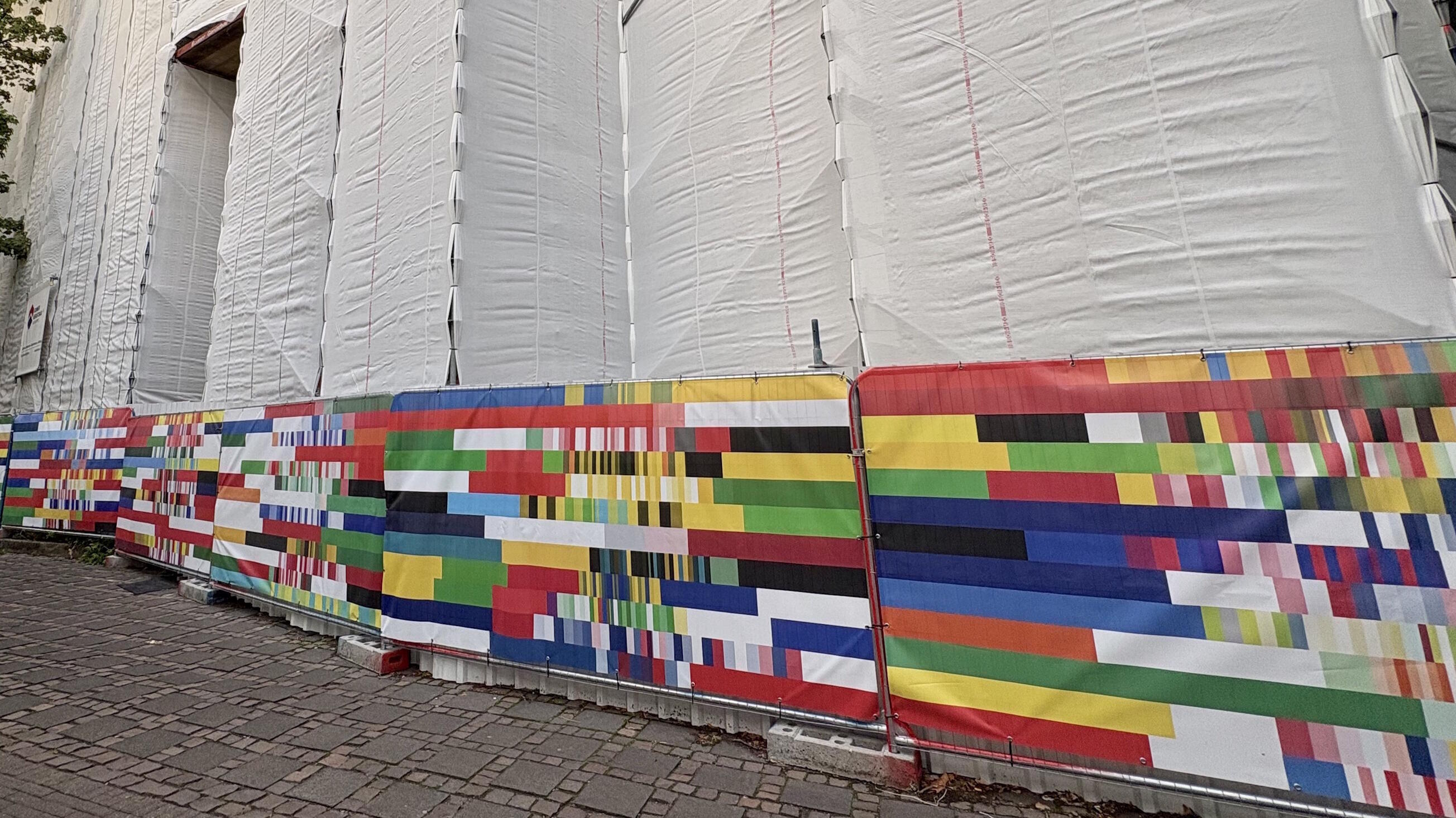 Flagge, Ausstellung, Kunstausstellung, Köln, Kirche St. Agnes, Vera Drebusch, Florian Egermann