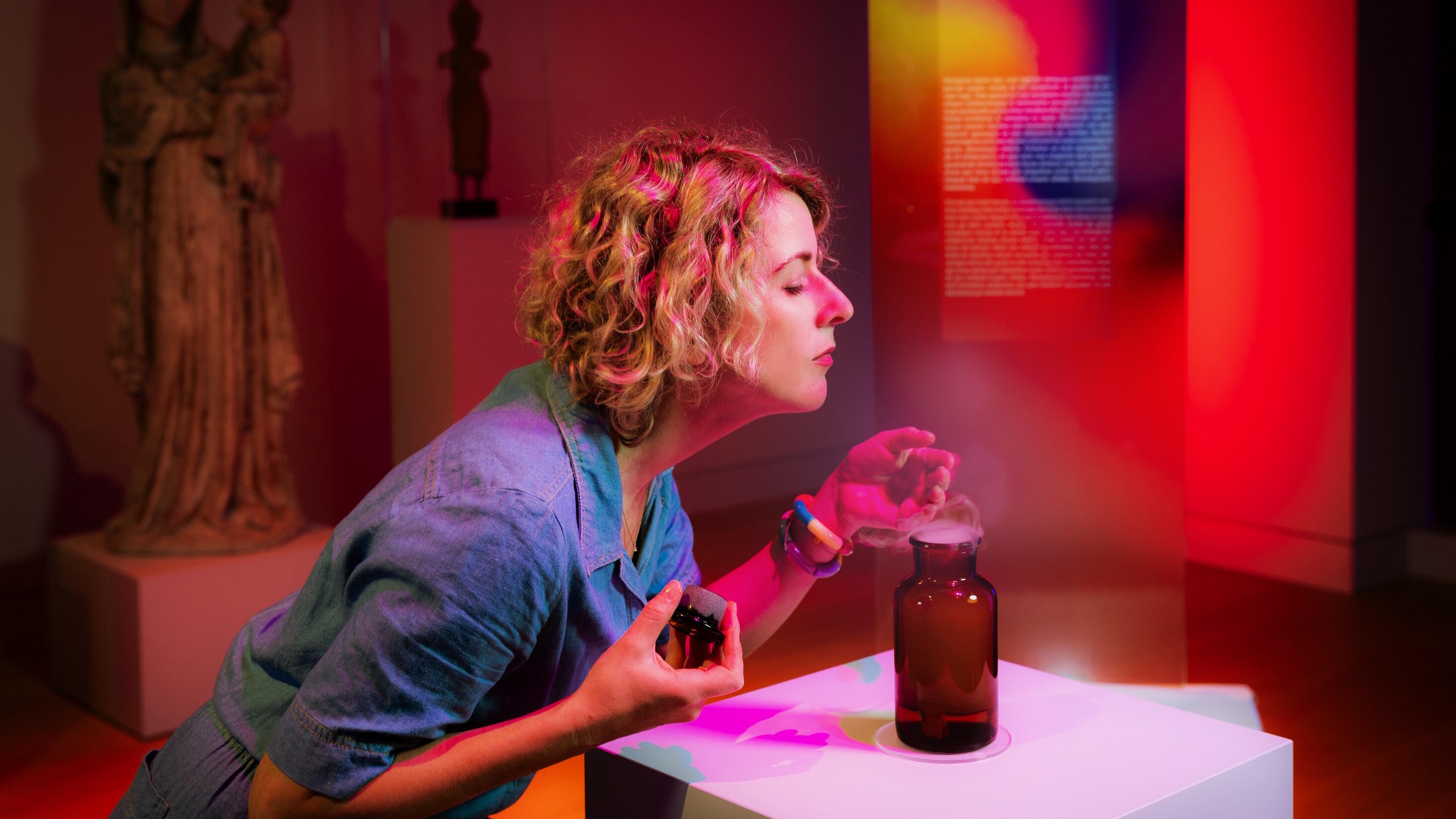 Die geheime Macht der Düfte, Ausstellung, Kunstausstellung, Düsseldorf, Kunstpalast, Melanie Zanin