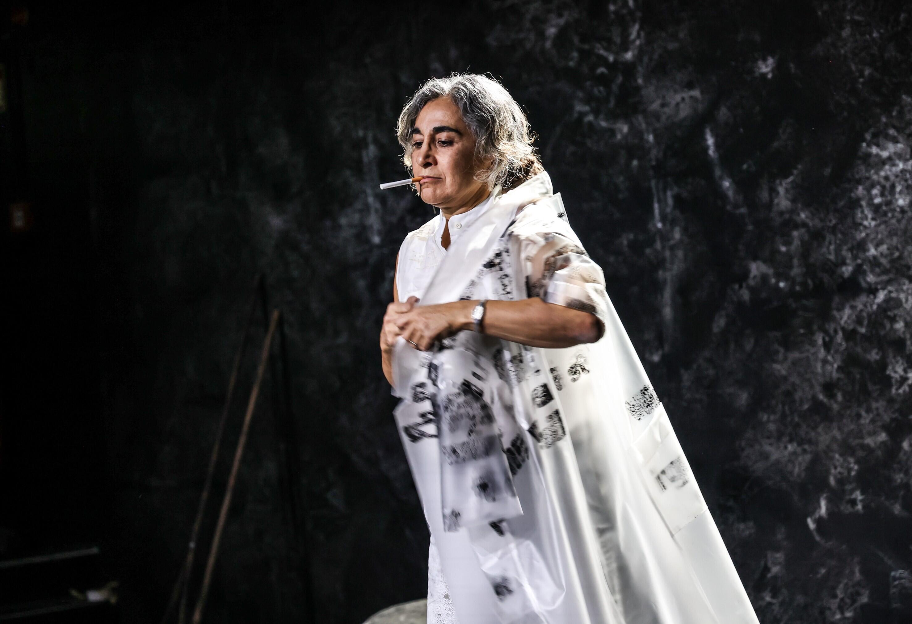 Paradies-Acker, Theater, Düsseldorf, Dhaus, Melanie Zanin, Özlenim Meier, Duygu Ağal, Magdalena Heffner