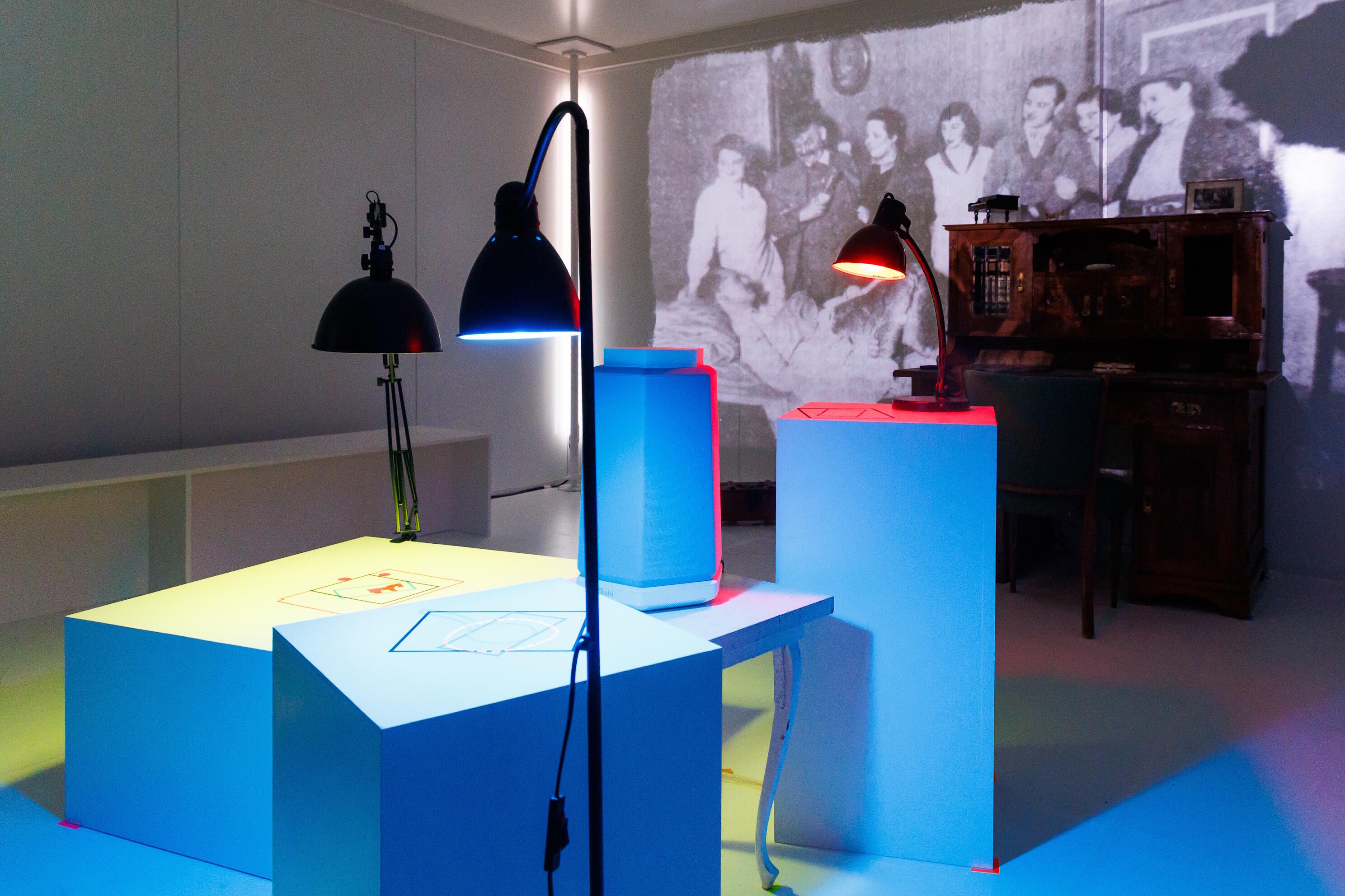 Memory of Things, Theater, Oberhausen, Theater Oberhausen, Container-Dorf, Axel J Scherer, Akademie für Theater und Digitalität Dortmund, Caspar Bankert, Nico Parisius, Lea Grüter, Friedrich Byusa Blam, Installation, Geschichte