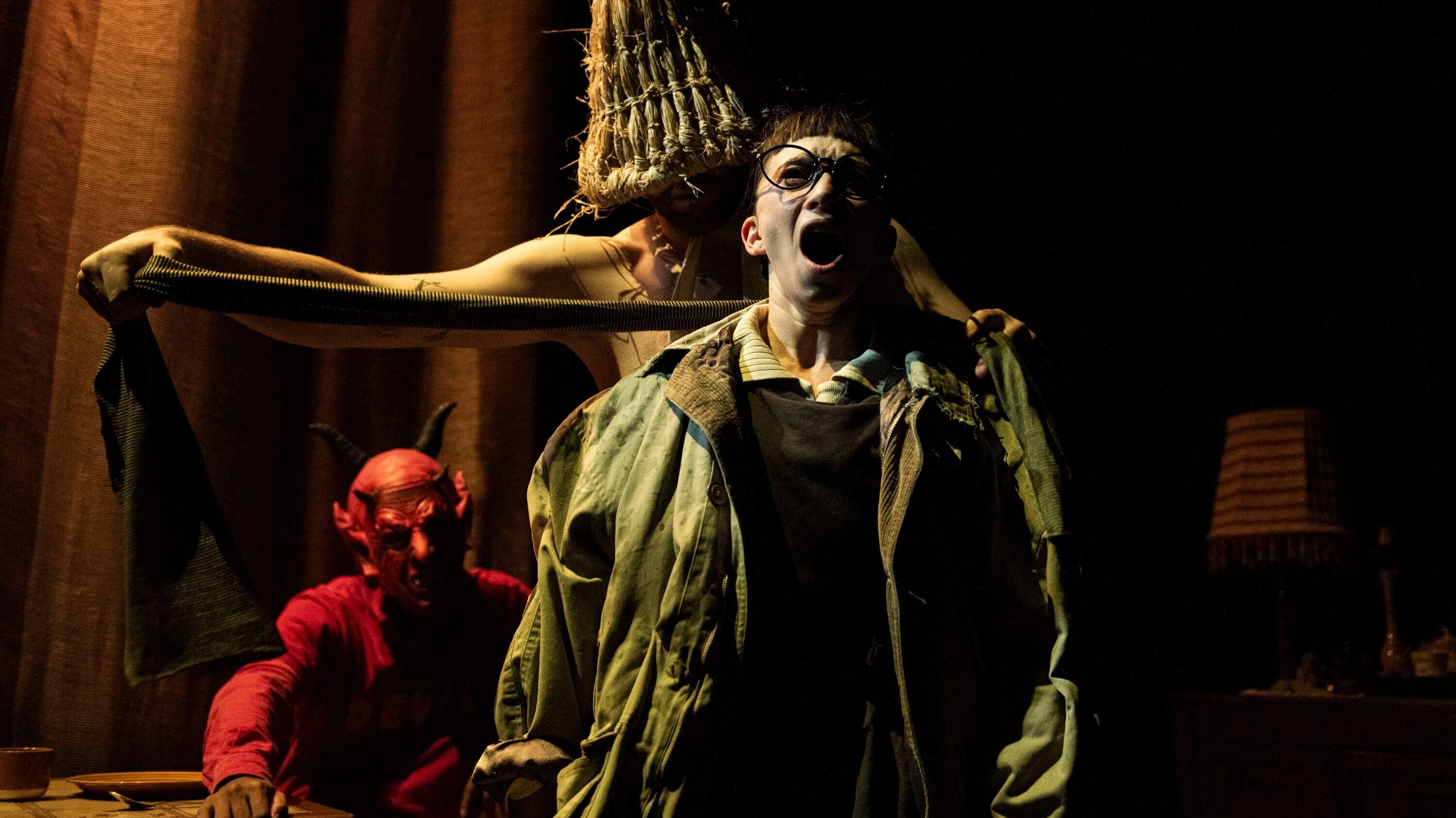 Specky Clark, Tanz, Köln, Tanz Köln, Bühnen Köln, Oona Doherty, Luca Truffarelli, Lankum, Gavino Murgia