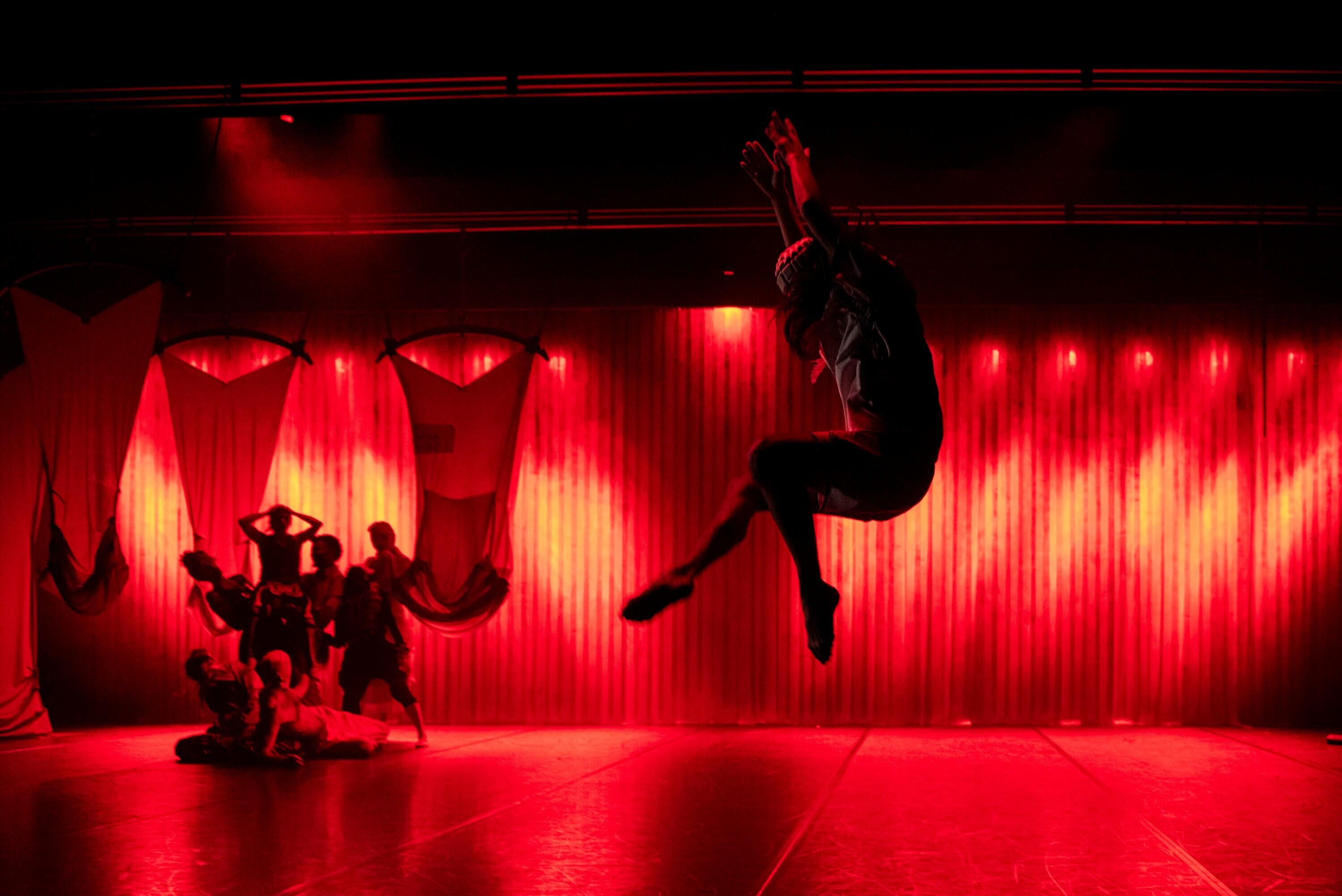 Specky Clark, Tanz, Köln, Tanz Köln, Bühnen Köln, Oona Doherty, Luca Truffarelli, Lankum, Gavino Murgia