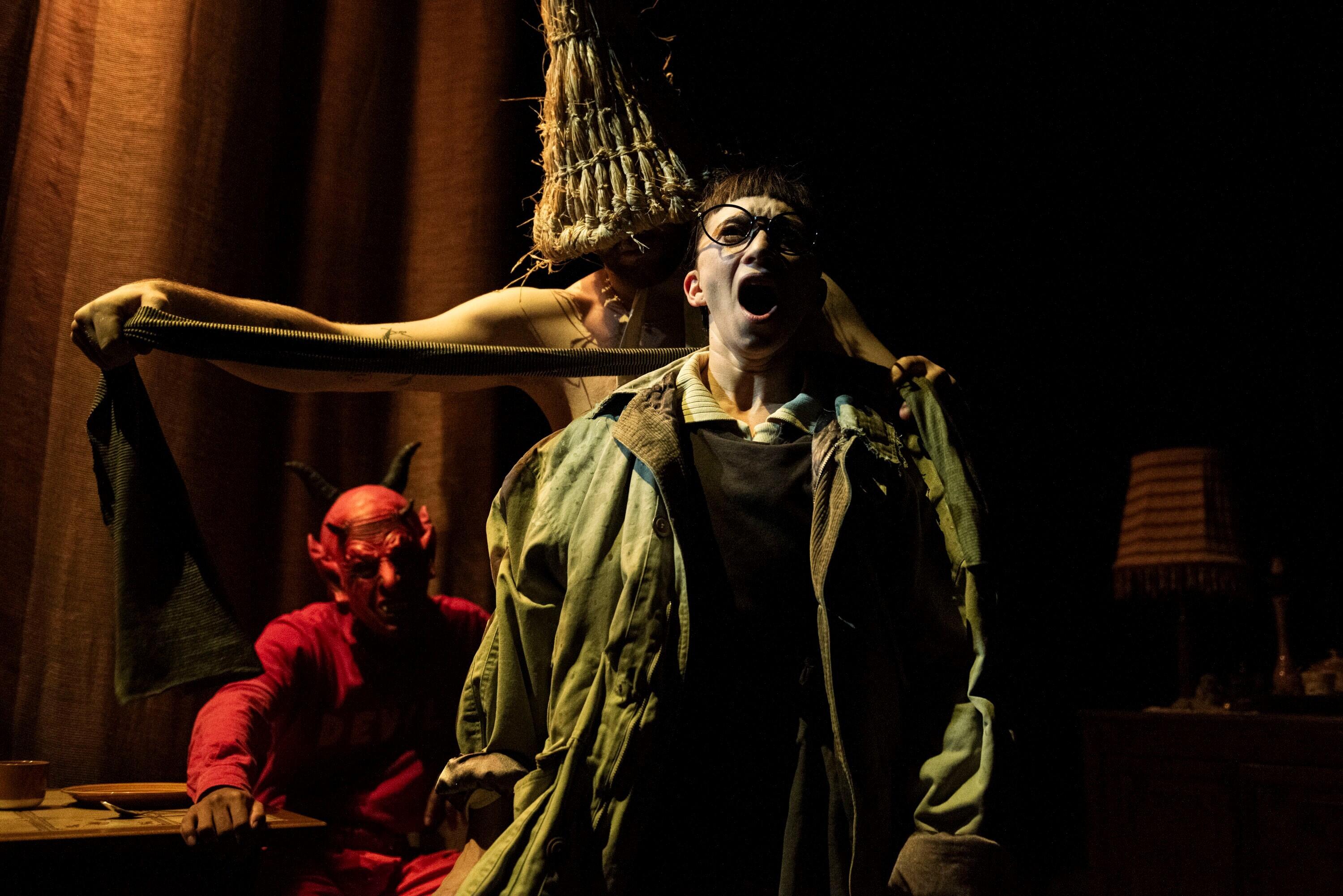 Specky Clark, Tanz, Köln, Tanz Köln, Bühnen Köln, Oona Doherty, Luca Truffarelli, Lankum, Gavino Murgia