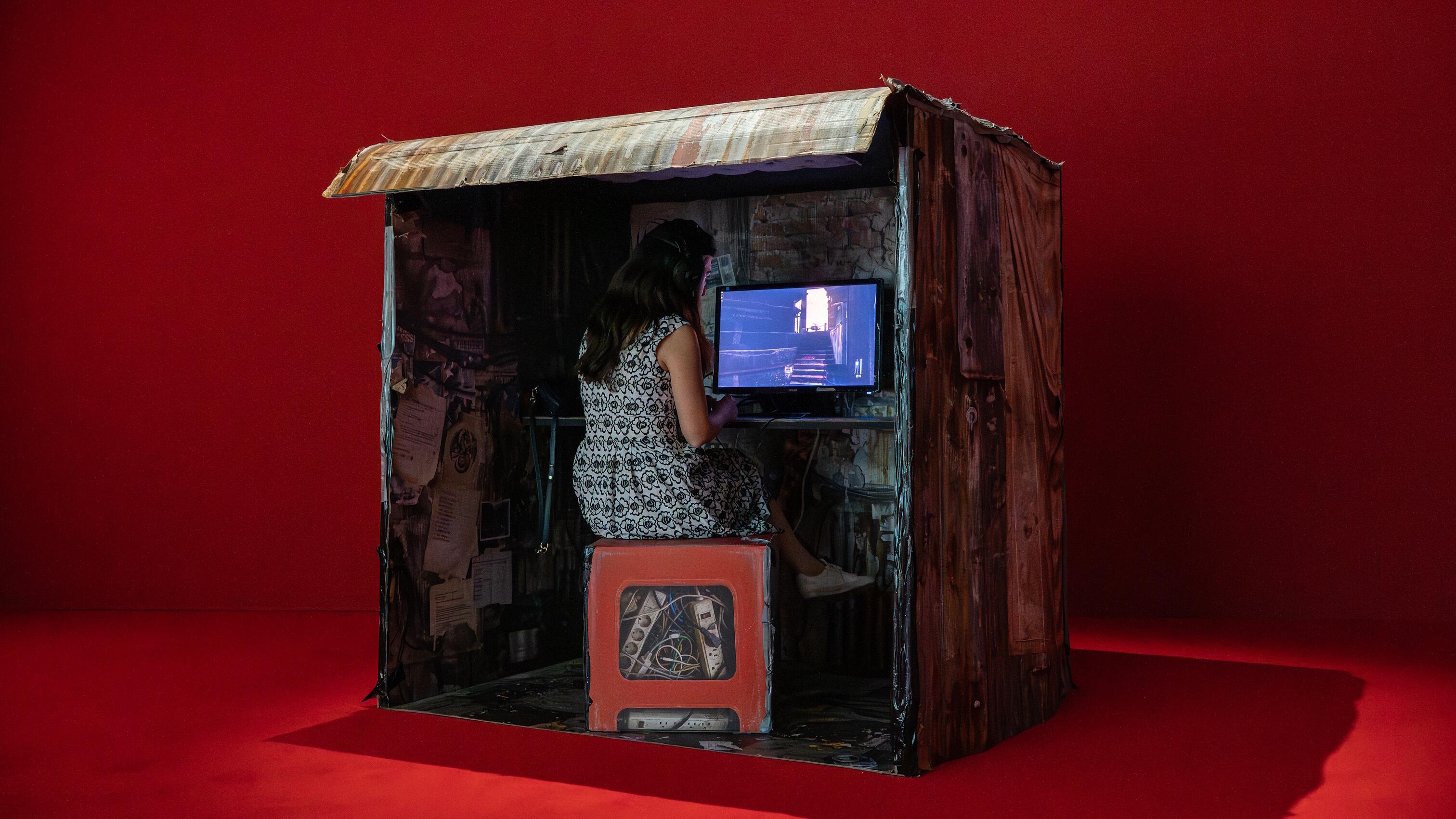 Jon Rafman, Main Stream Media, Ausstellung, Kunstausstellung, Düsseldorf, Kunstsammlung NRW – K 21, Installationsansicht, Linda Inconi-Jansen