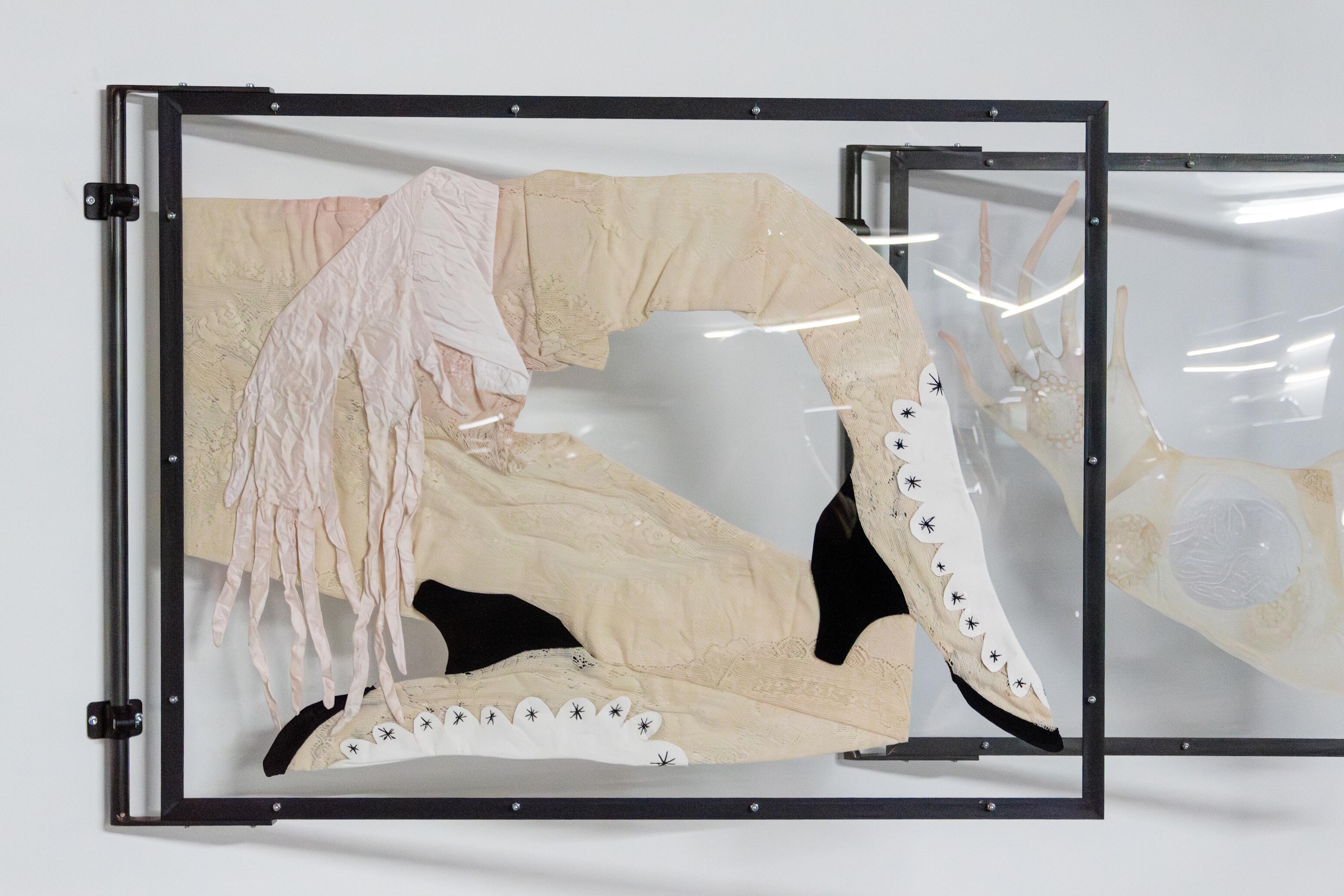 MUR BRUT 39, Emmélie Lempert, Enter and Dissolve, Ausstellung, Kunstausstellung, Eray Tonk, Kunsthalle Düsseldorf