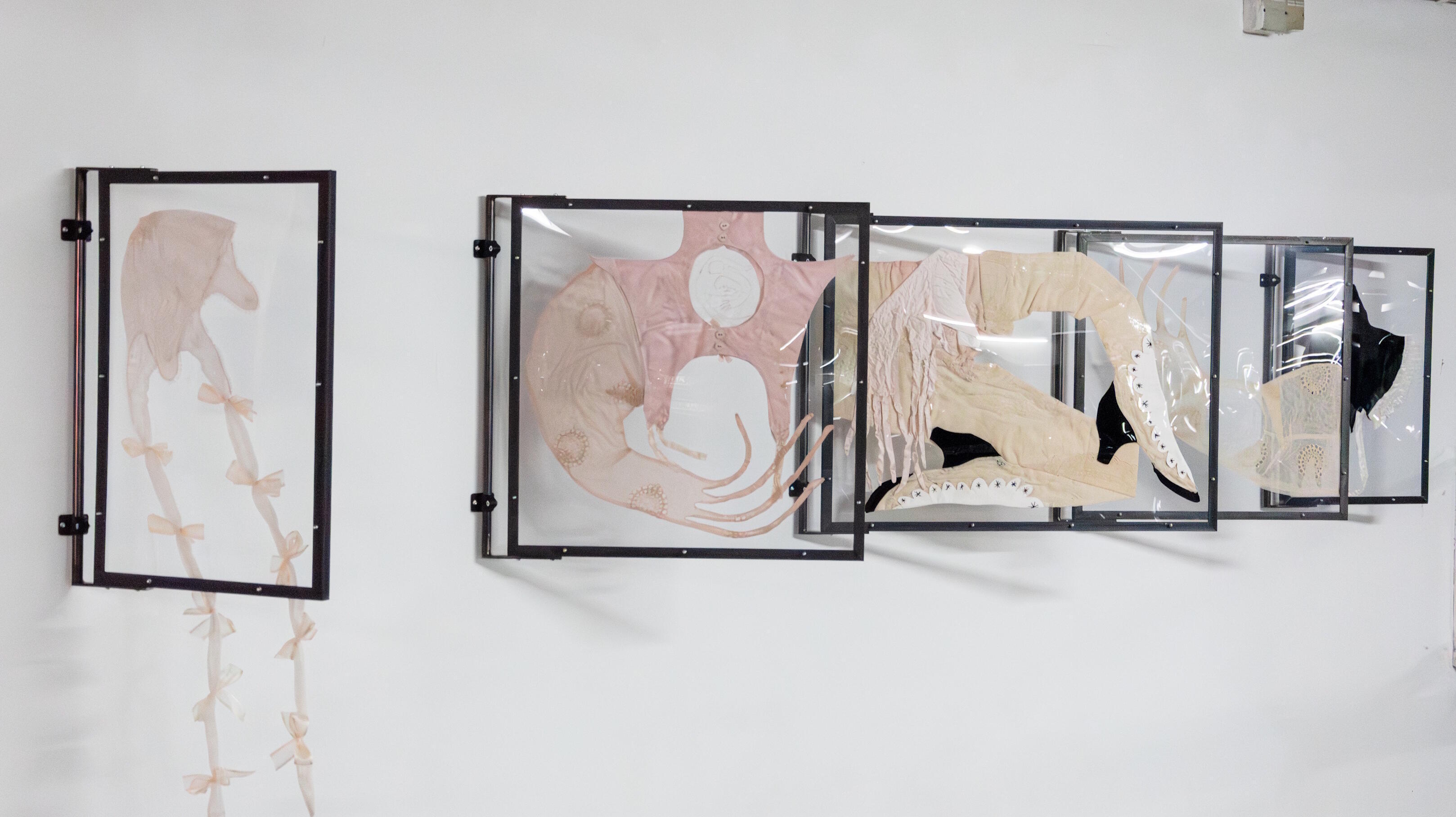 MUR BRUT 39, Emmélie Lempert, Enter and Dissolve, Ausstellung, Kunstausstellung, Eray Tonk, Kunsthalle Düsseldorf