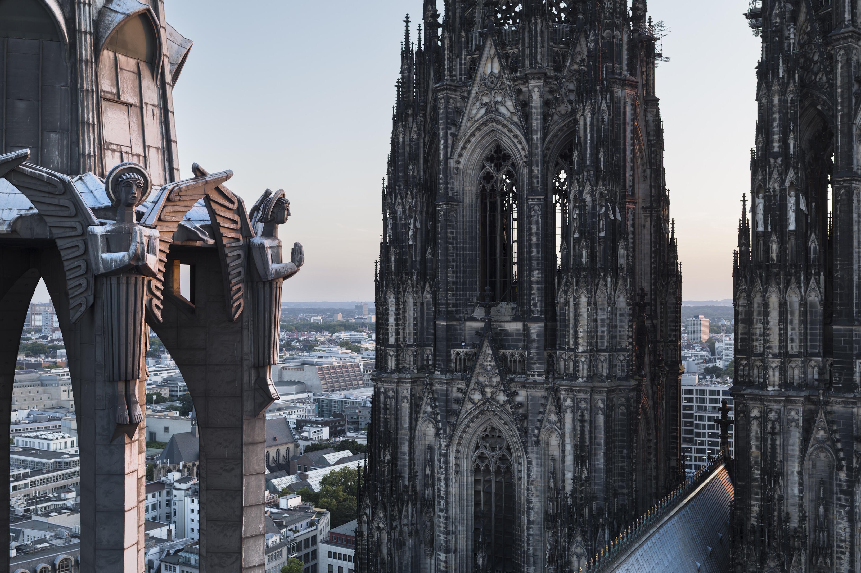 Hans Georg Esch, Der architektonische Blick, Ausstellung, Kunstausstellung, Köln, Museum für Angewandte Kunst, HGEsch Photography, Hohe Domkirche zu Köln, Vierungsturm
