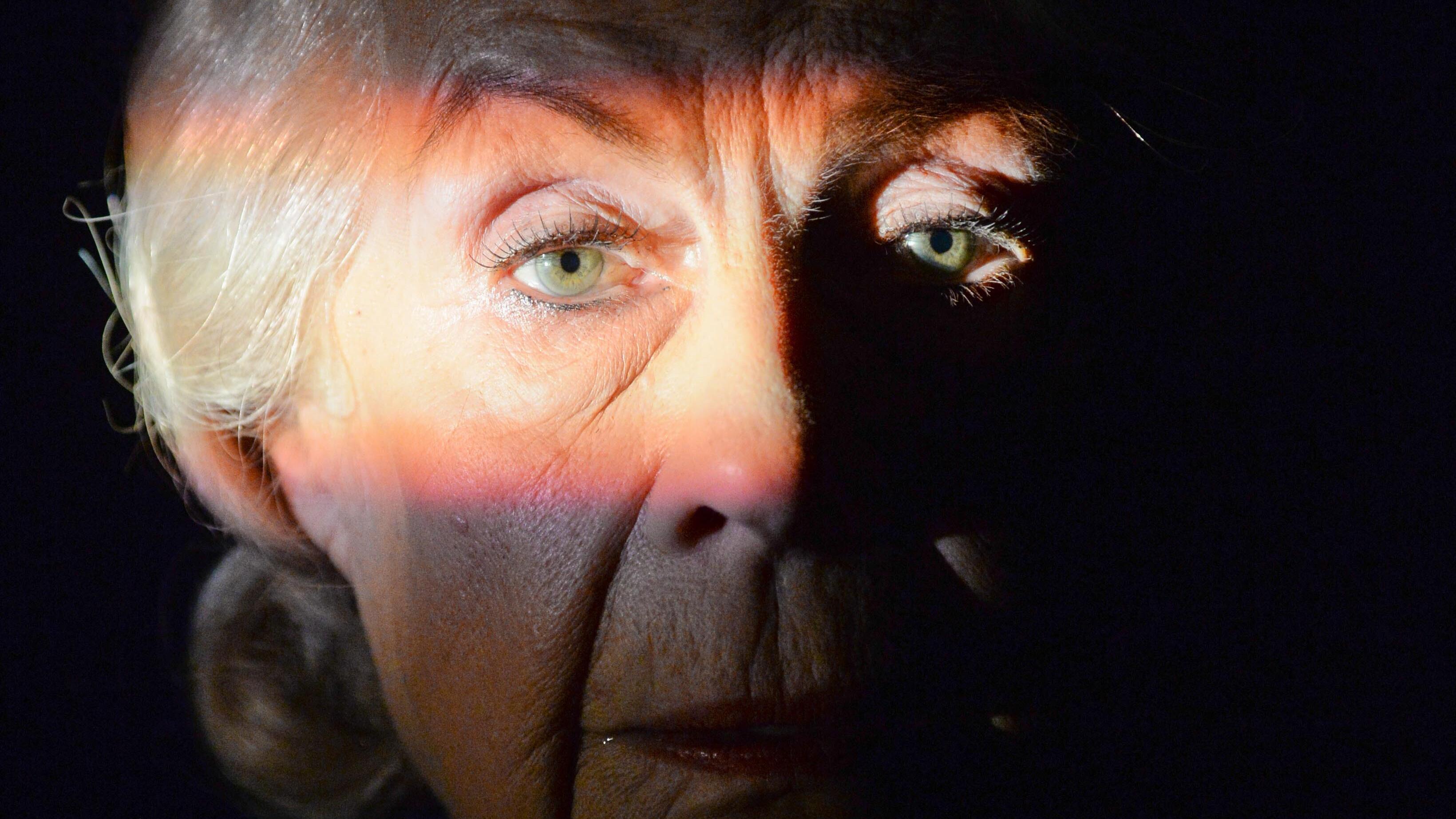 Mutters Courage, Theater, Köln, Schauspiel Köln, Sigrun Schneider-Kaethner, Nils Klinger