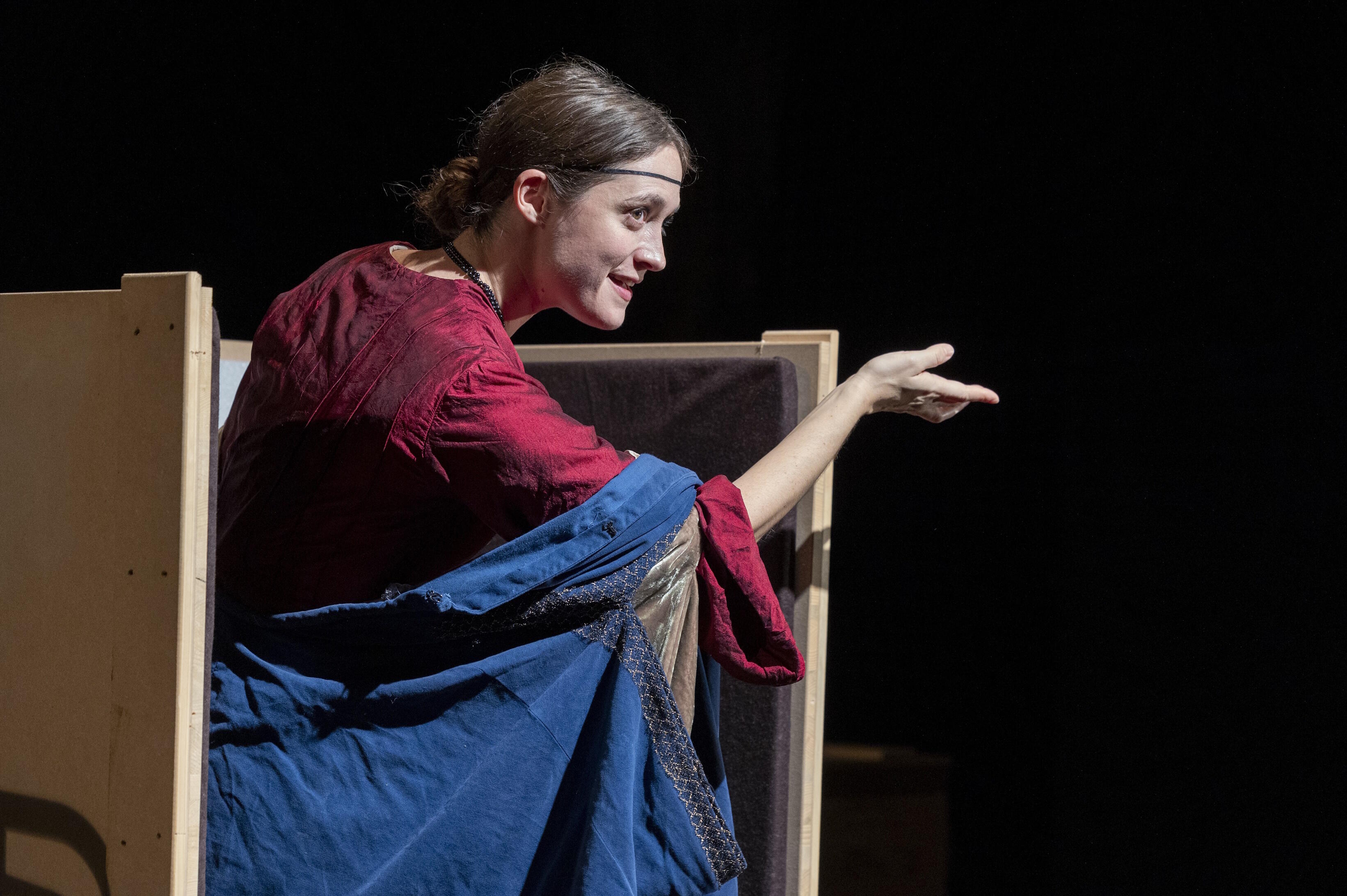 Vor aller Augen, Theater, Duisburg, Theater Duisburg, Martina Clavadetscher, Friederike Becht, Sascha Kreklau