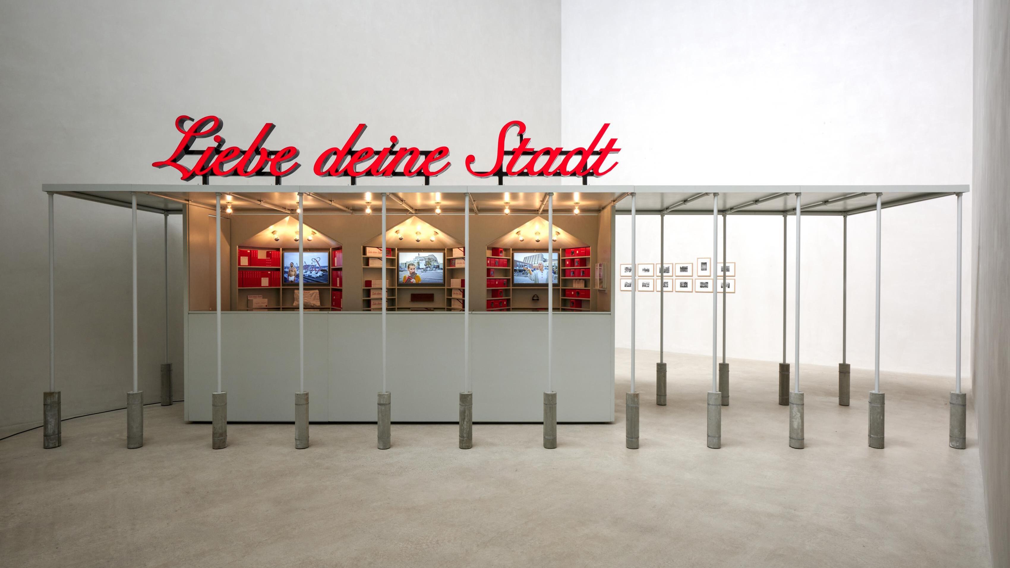 Have you ever fallen in love with a clock?, Ausstellung, Kunstausstellung, Köln, Kolumba Museum, Merlin Bauer, BeL, »Liebe deine Stadt«-Museum, VG-Bild-Kunst, Mareike Tocha
