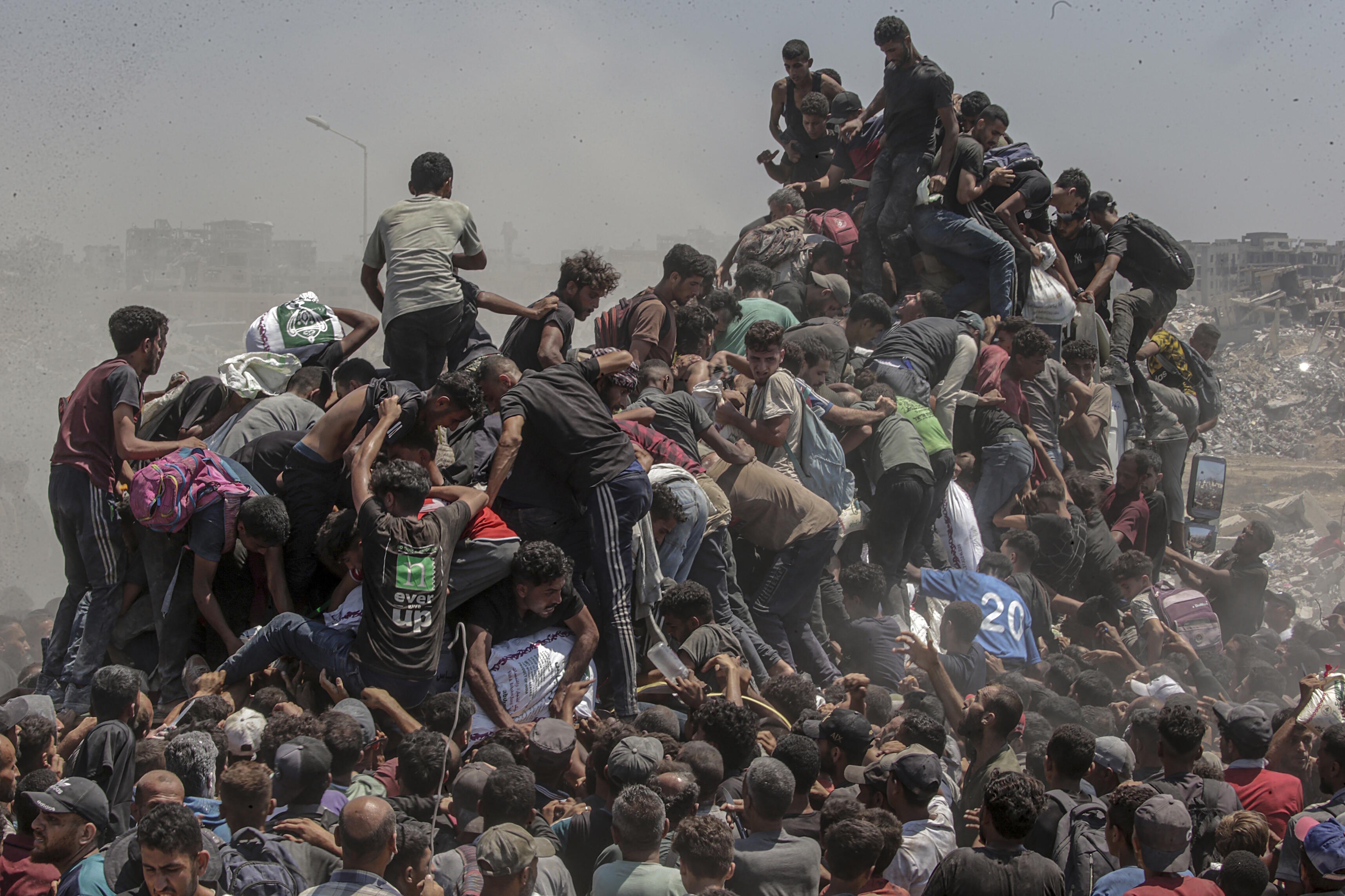 World Press Photo 2026, Ausstellung, Kunstausstellung, Dortmund, Depot Dortmund, Saber Nuraldin, Aid Emergency in Gaza, EPA Images