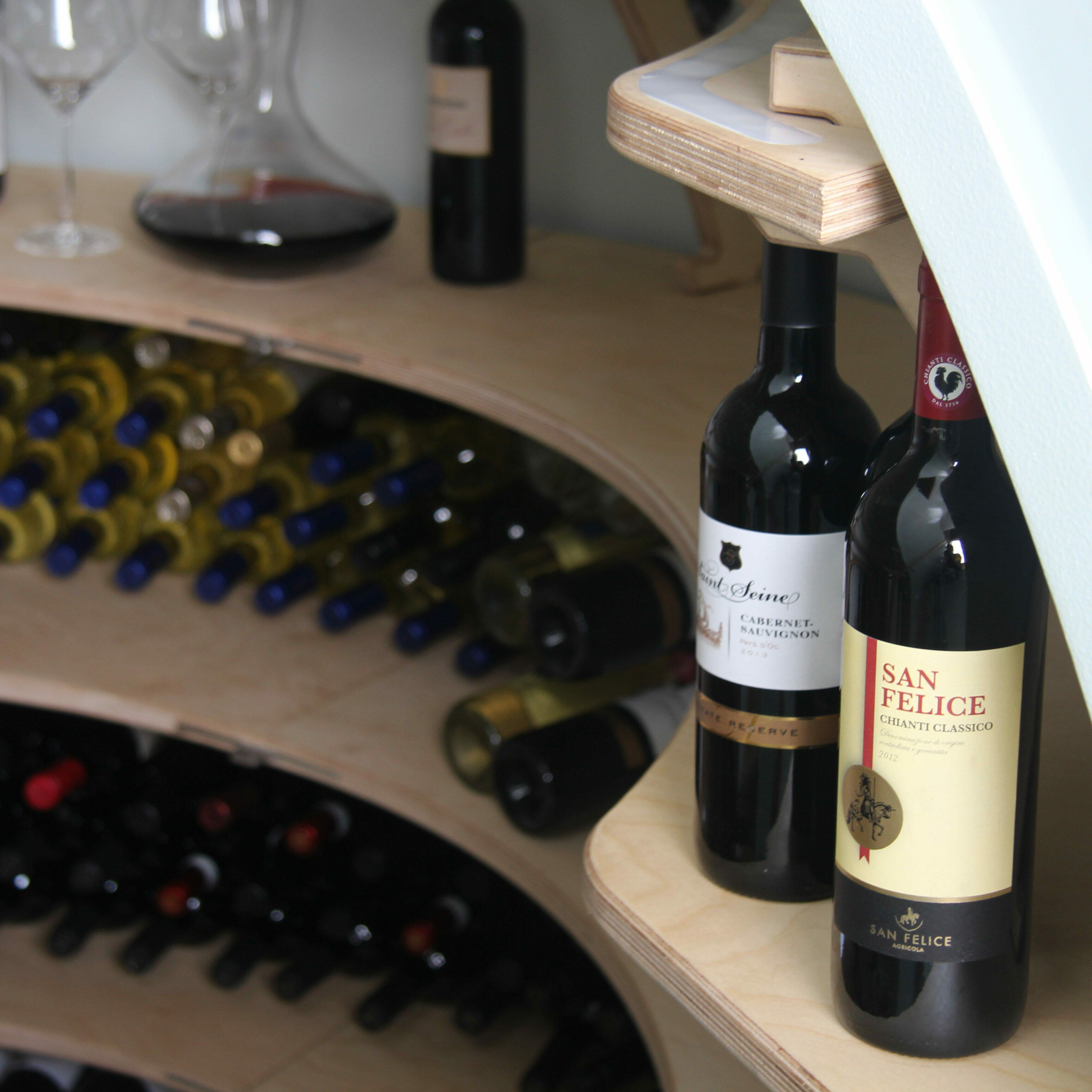 groundfridge floris schoonderbeek gemuesekeller kuehlschrank innenansicht regale wein design nachhaltigkeit