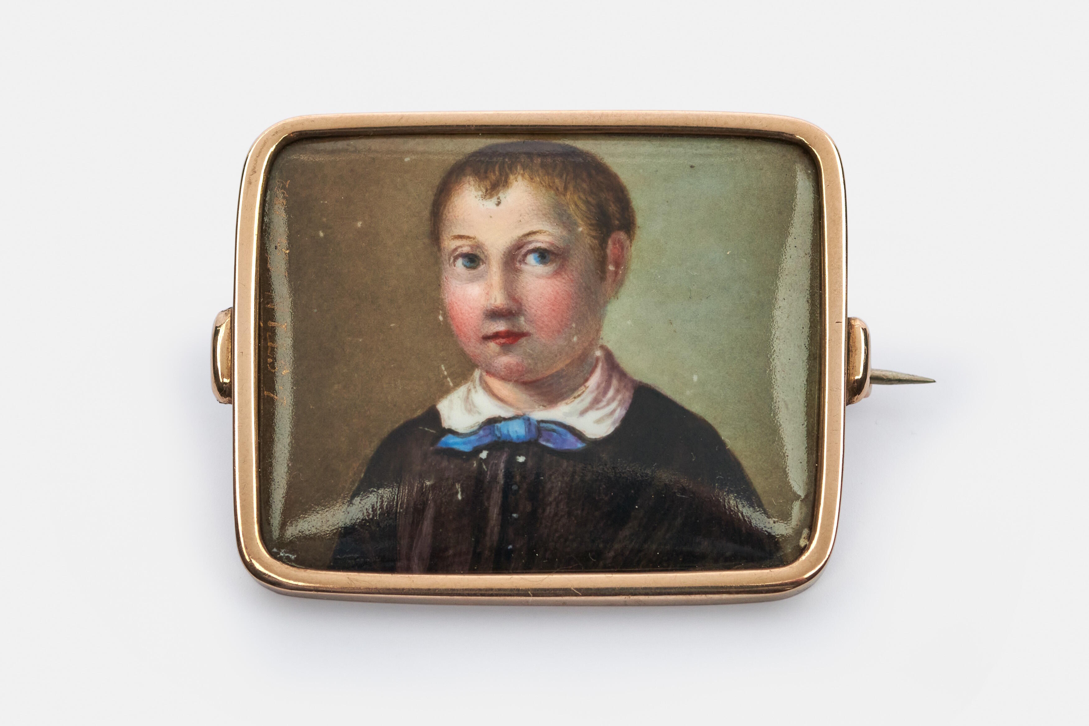 Faszination Schmuck, Ausstellung, Kunstausstellung, Design, Köln, Museum für Angewandte Kunst, I. Stin, Brosche mit dem Bildnis eines Jungen, England, Detlef Schumacher