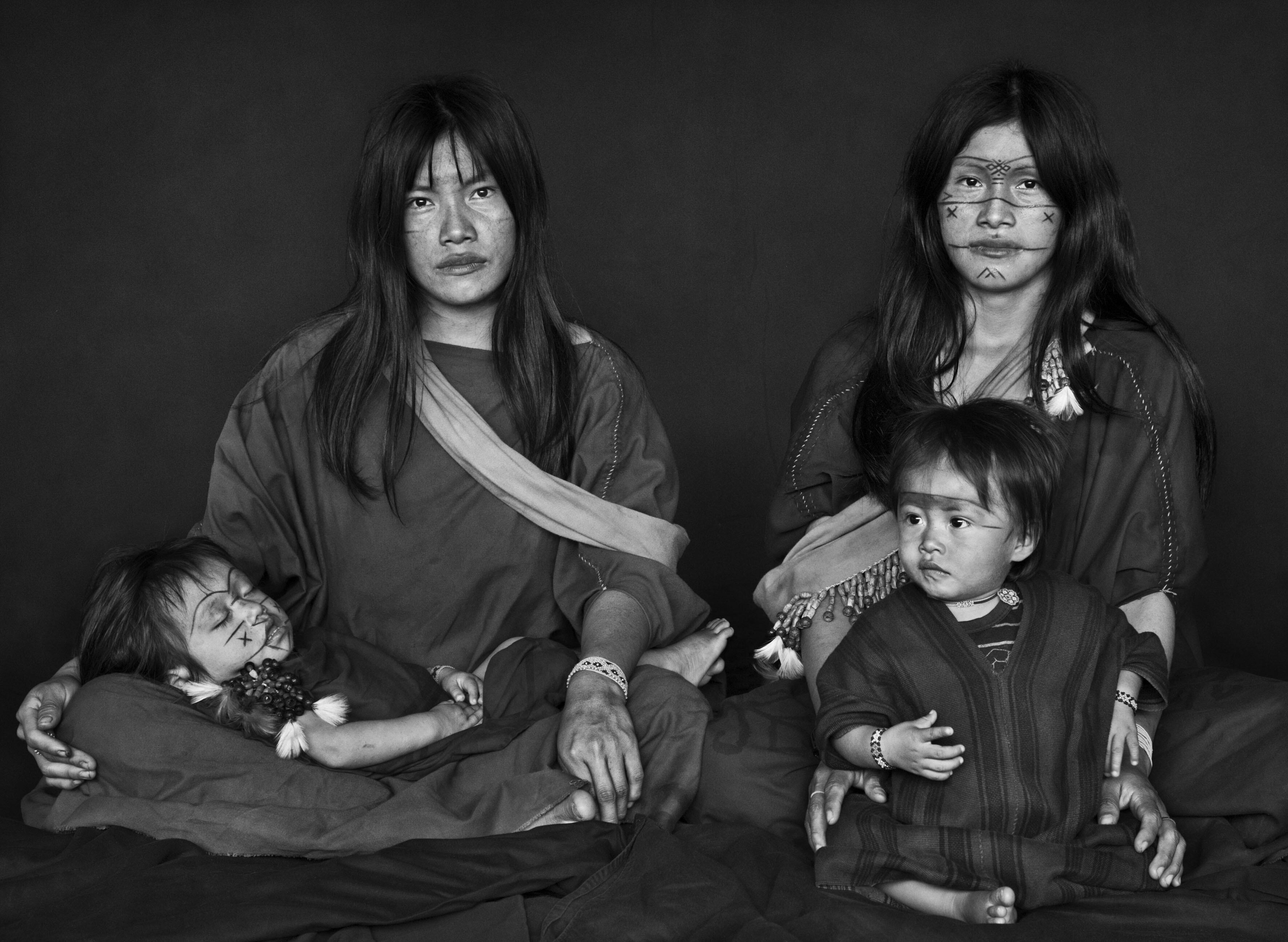Sebastião Salgado, AMAZÔNIA, Ausstellung, Kunstausstellung, Köln, Rautenstrauch-Joest-Museum, Kampa do Rio Amônea Indigenous Territory, state of Acre, Brazil