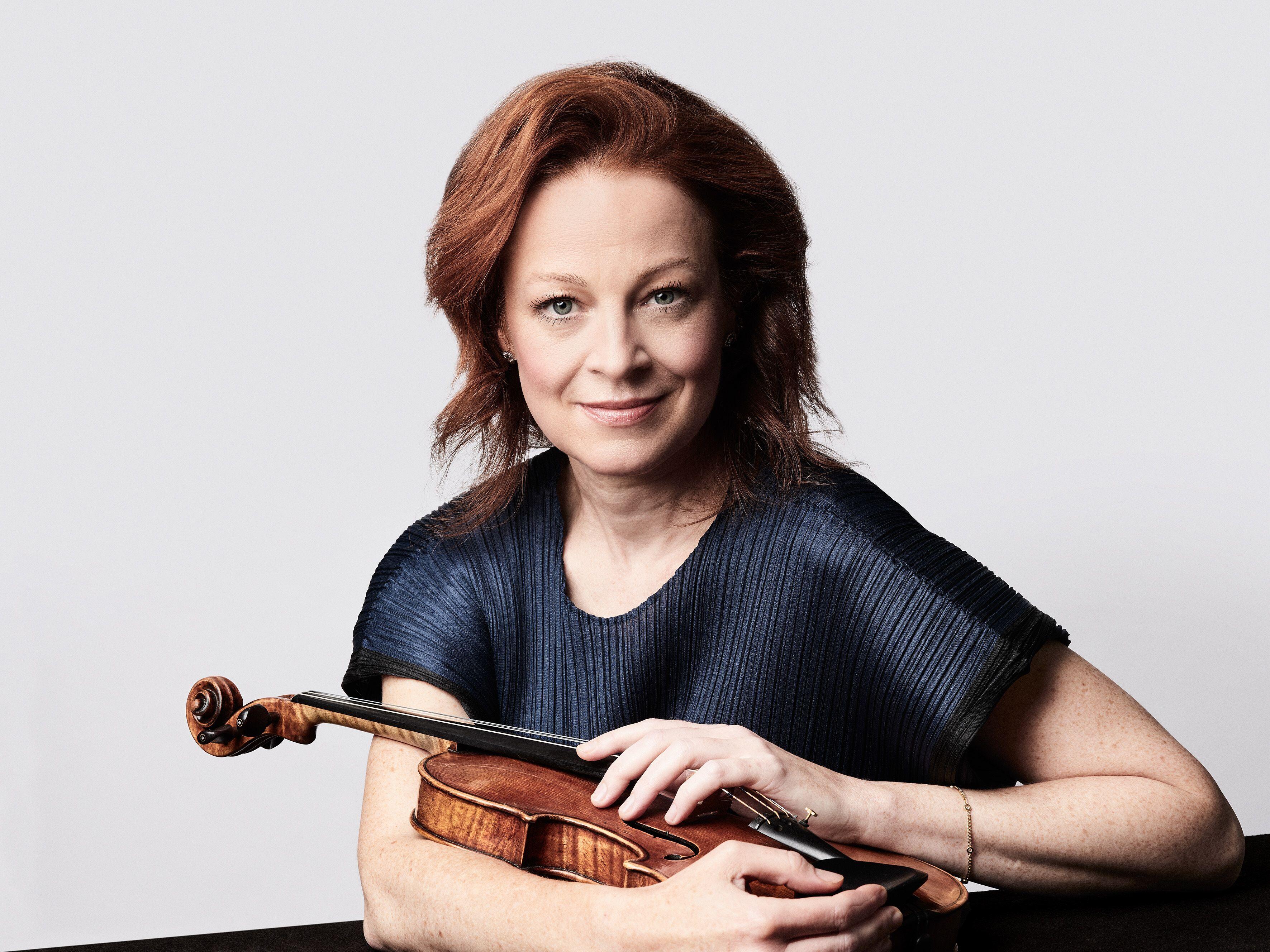 15. Festival NOW!, elements, Musikfestival, Konzert, Essen, Philharmonie Essen, Pavillon, Karl-Ernst-Osthaus-Saal, Museum Folkwang, Salzlager Kokerei Zollverein, Folkwang Universität der Künste, Neue Musik Zentrale, Carolin Widmann, Lennard Ruehle