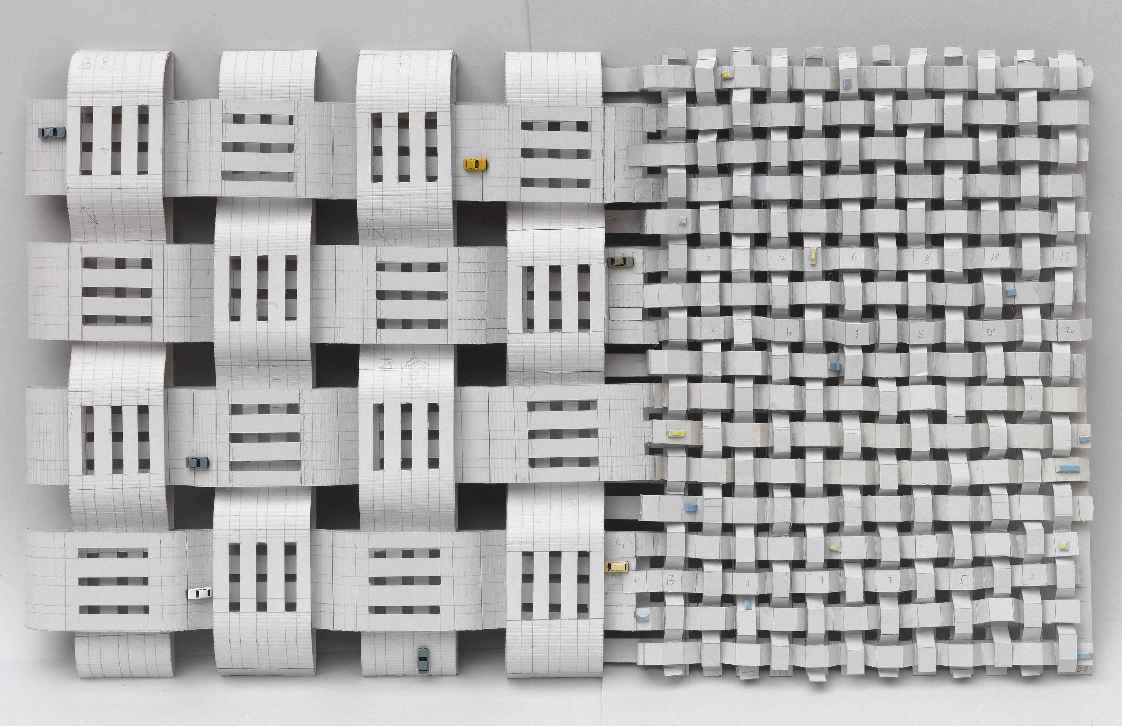 Thomas Bayrle, Fröhlich sein!, Ausstellung, Kunstausstellung, Frankfurt am Main, Schirn Kunsthalle, Wolfgang Guenzel, Ausstellungsansicht, Philip Johnson, The New York Times, Norbert Miguletz, Weberei