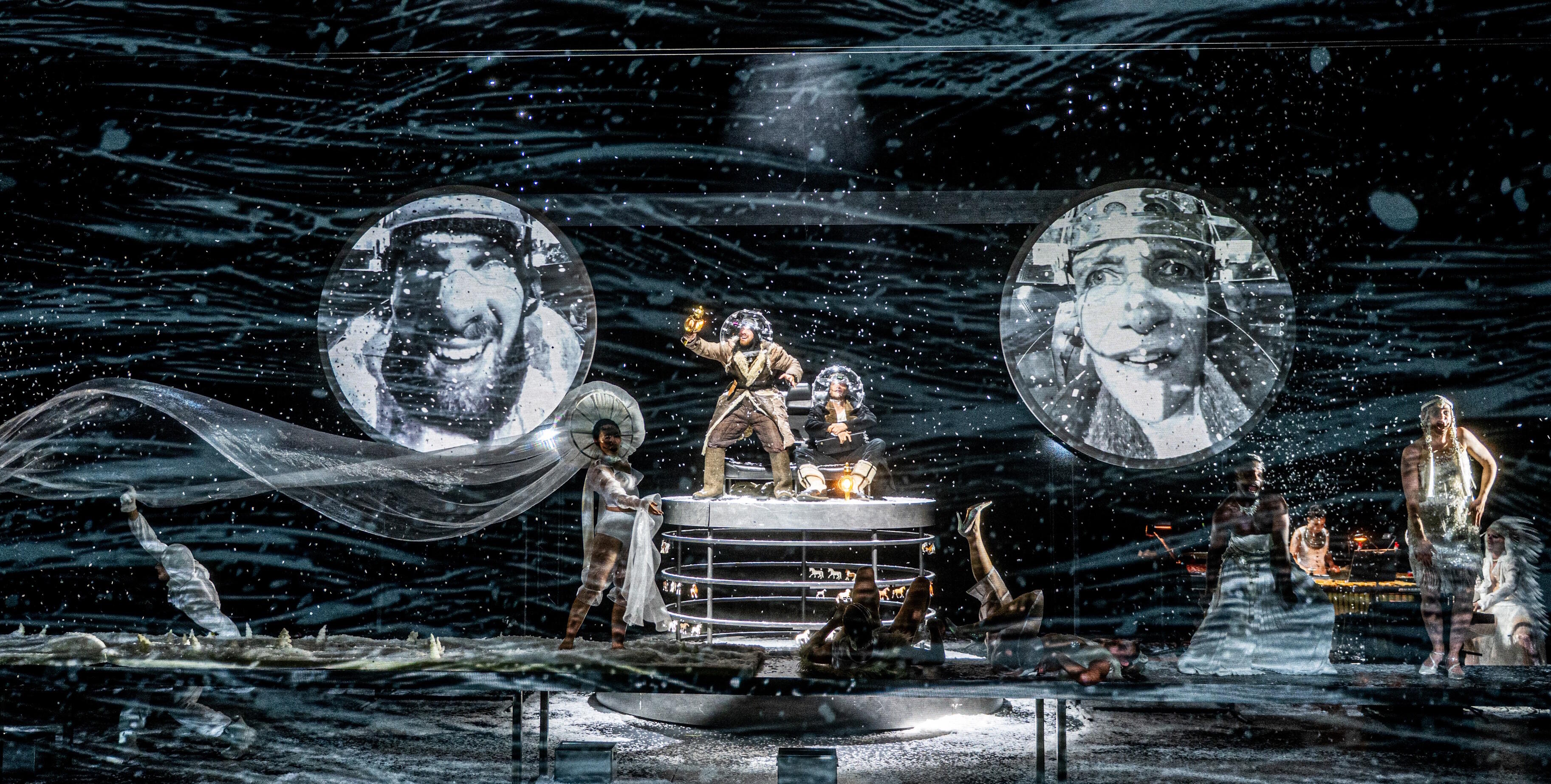 Der Schneesturm, Theater, Düsseldorf, Dhaus, Vladimir Sorokin, Kirill Serebrennikov, Vahid Amanpour, Ensemble