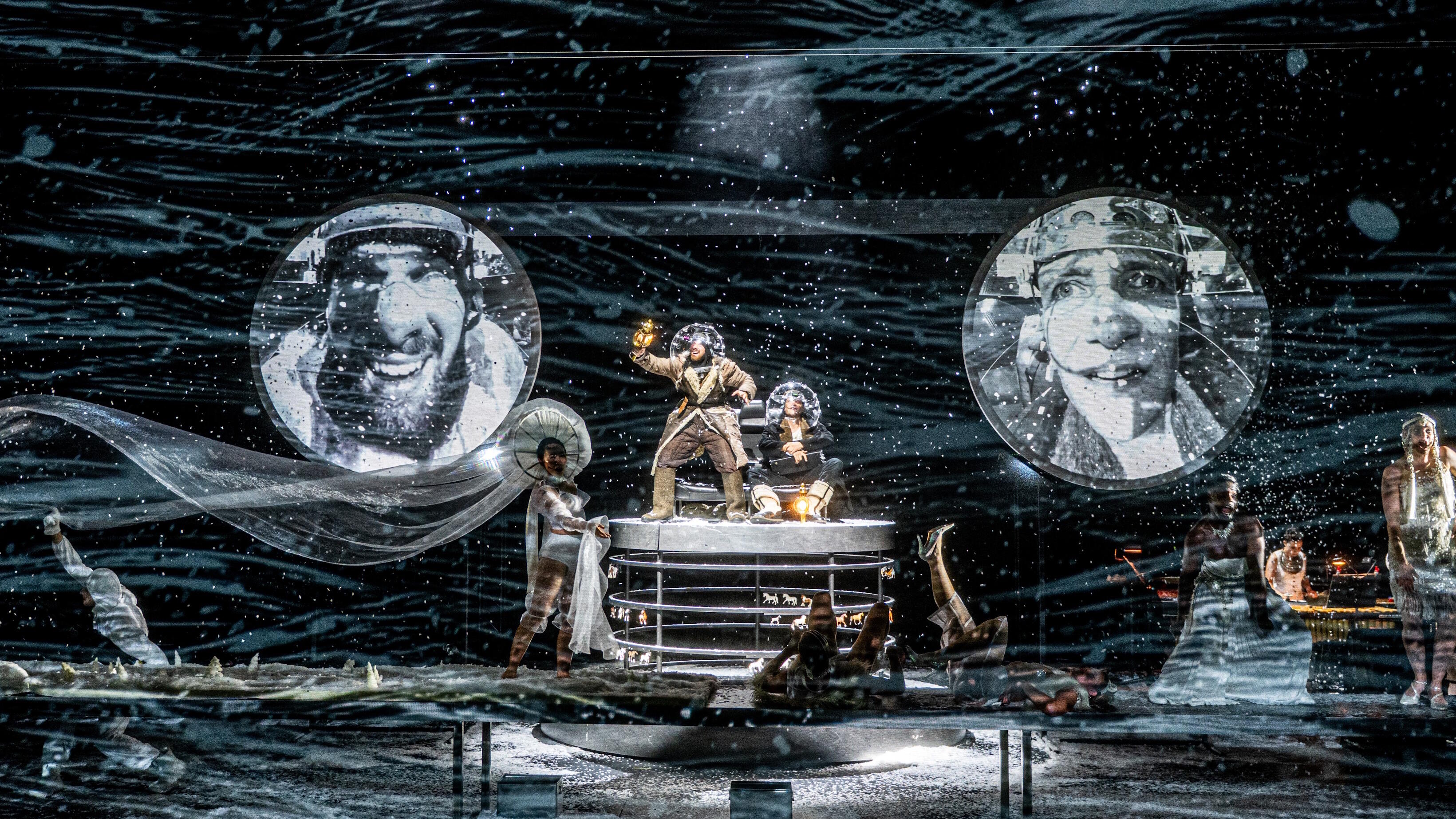 Der Schneesturm, Theater, Düsseldorf, Dhaus, Vladimir Sorokin, Kirill Serebrennikov, Vahid Amanpour, Ensemble