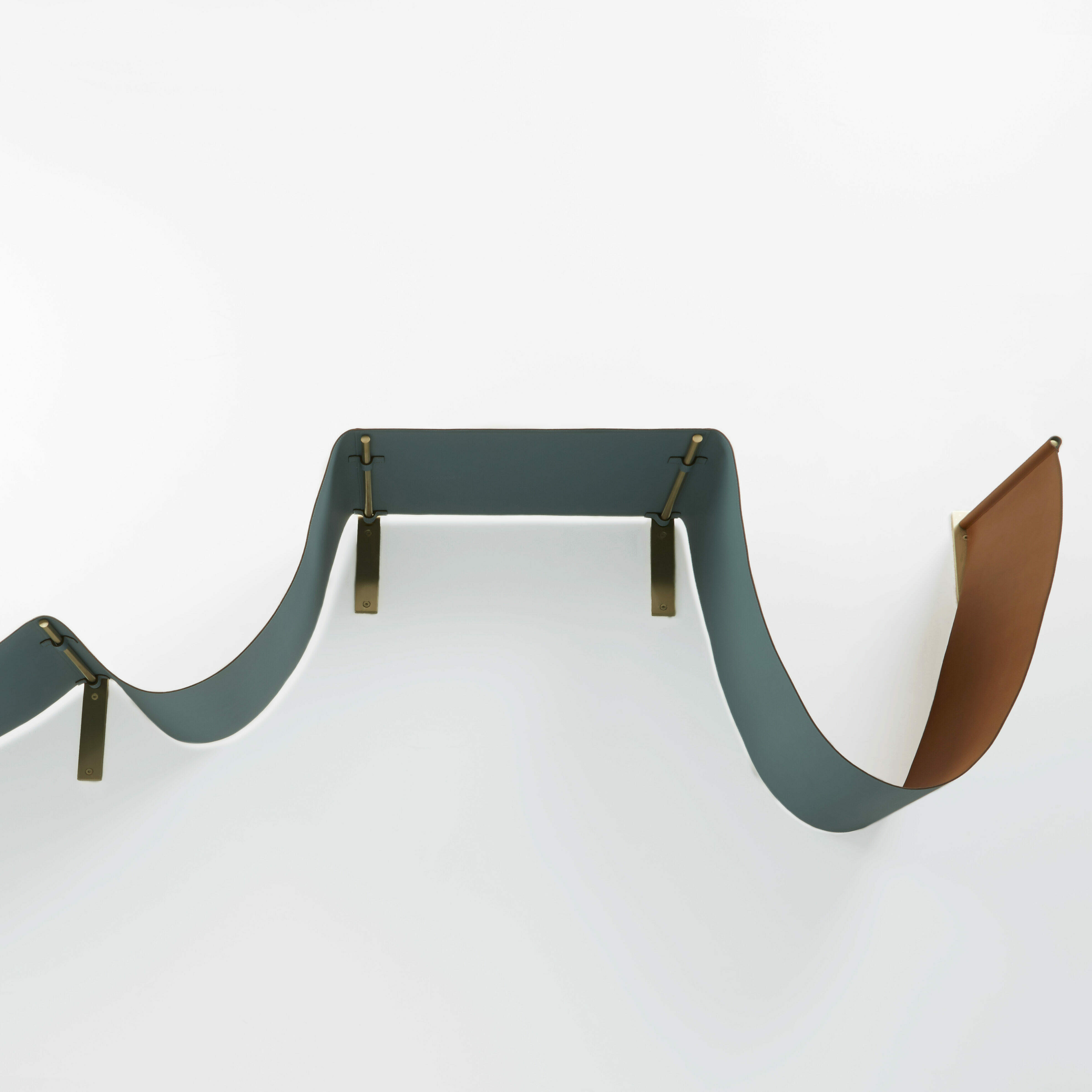 waves of leather muller van severen hermes wandregal leder design inneneinrichtung einrichtungsidee