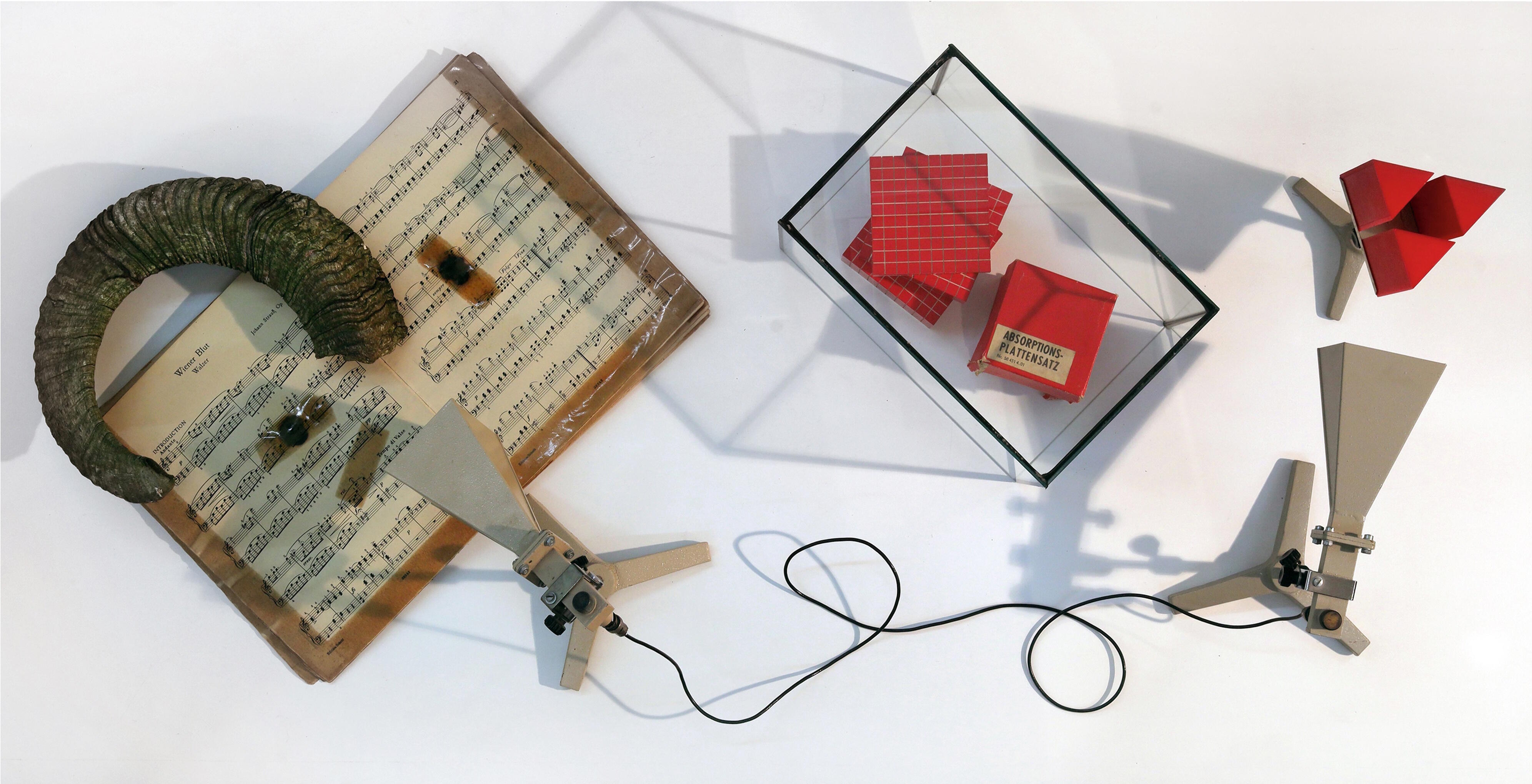 Hans-Peter Klie, Hinterlassenschaften (Reliquien), Ausstellung, Kunstausstellung, Soest, Kulturkirche Neu St. Thomä, Galerie Kunstverein Kreis Soest e. V., Trinität Wiener Blut