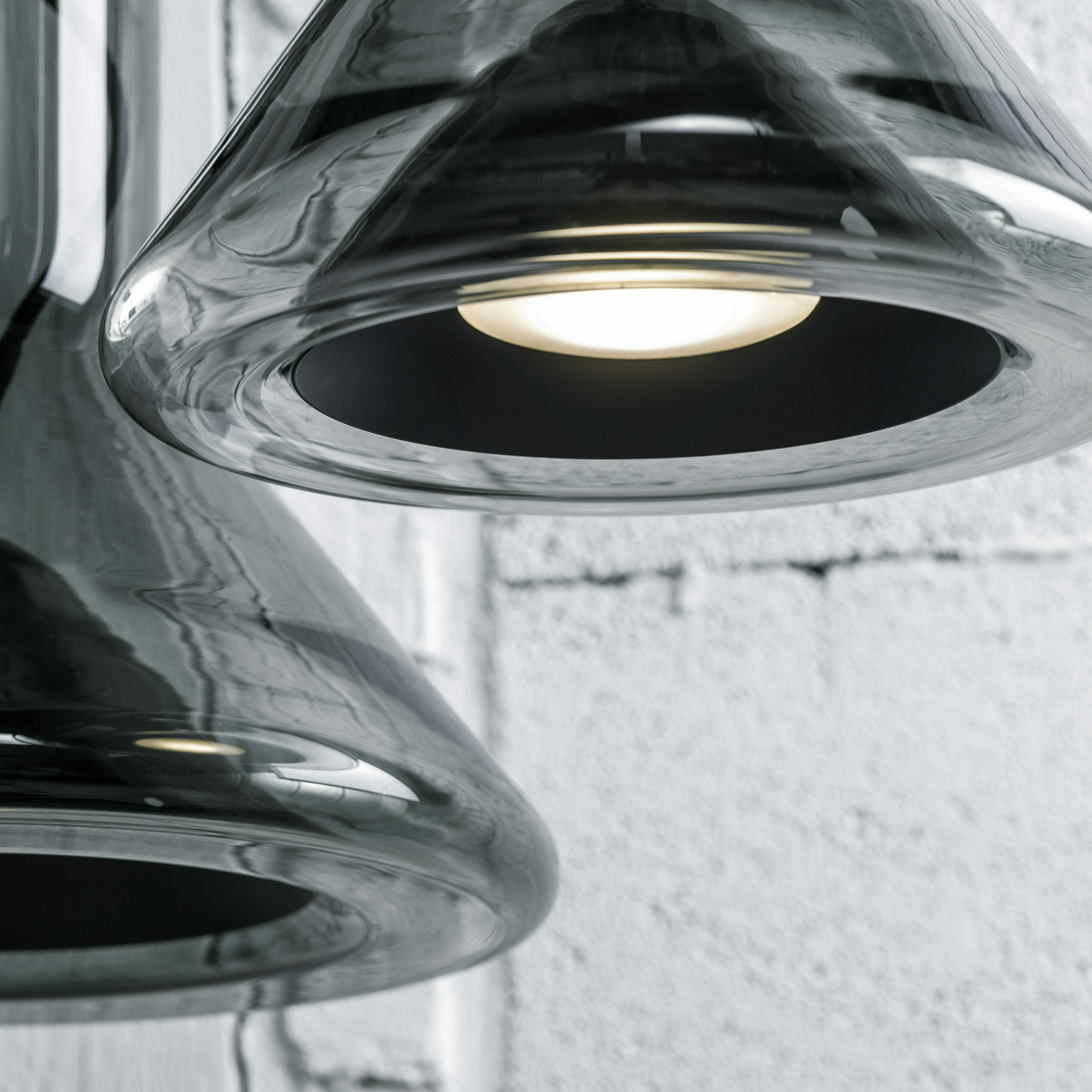 whistle lucie koldova for brokis deckenlampe lampe schwarz detailansicht design inneneinrichtung einrichtungsidee