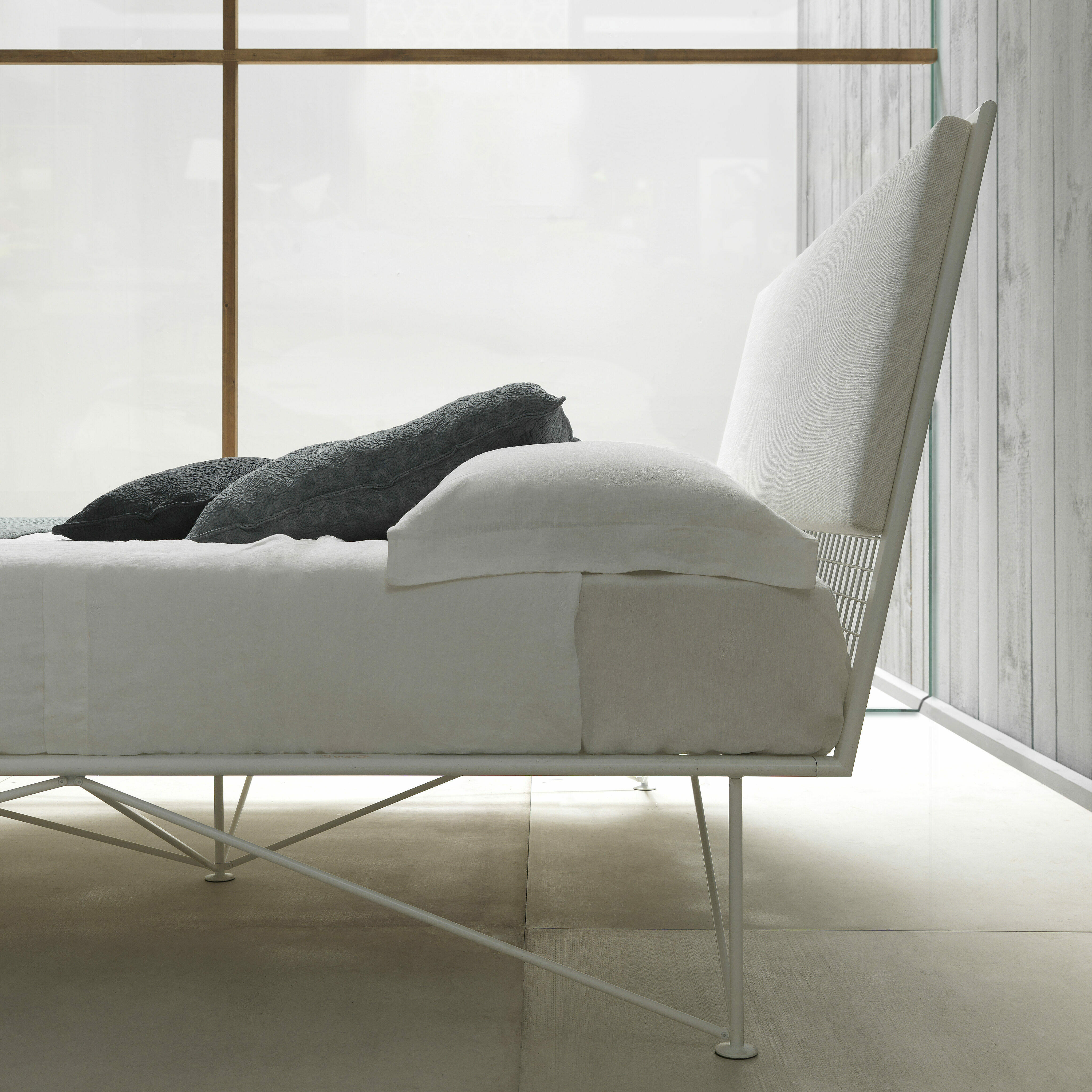 tulip bolzan letti bett metall weiss individuell design inneneinrichtung einrichtungsidee