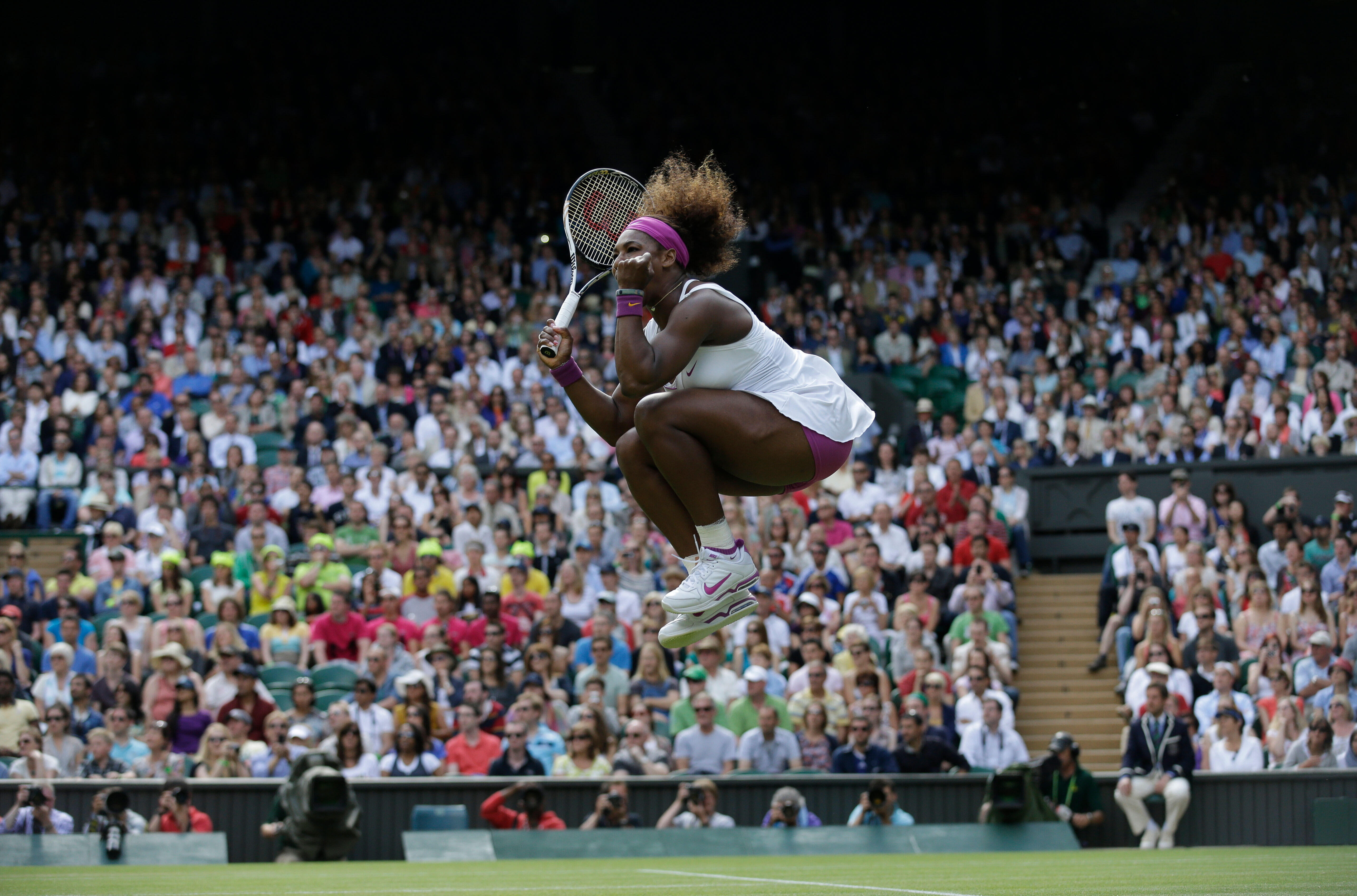 Anja Niedringhaus, An vorderster Front, Ausstellung, Kunstausstellung, Oberhausen, Ludwiggalerie Schloss Oberhausen, Serena Williams, Wimbledon 30. Juni 2012, picture alliance AP