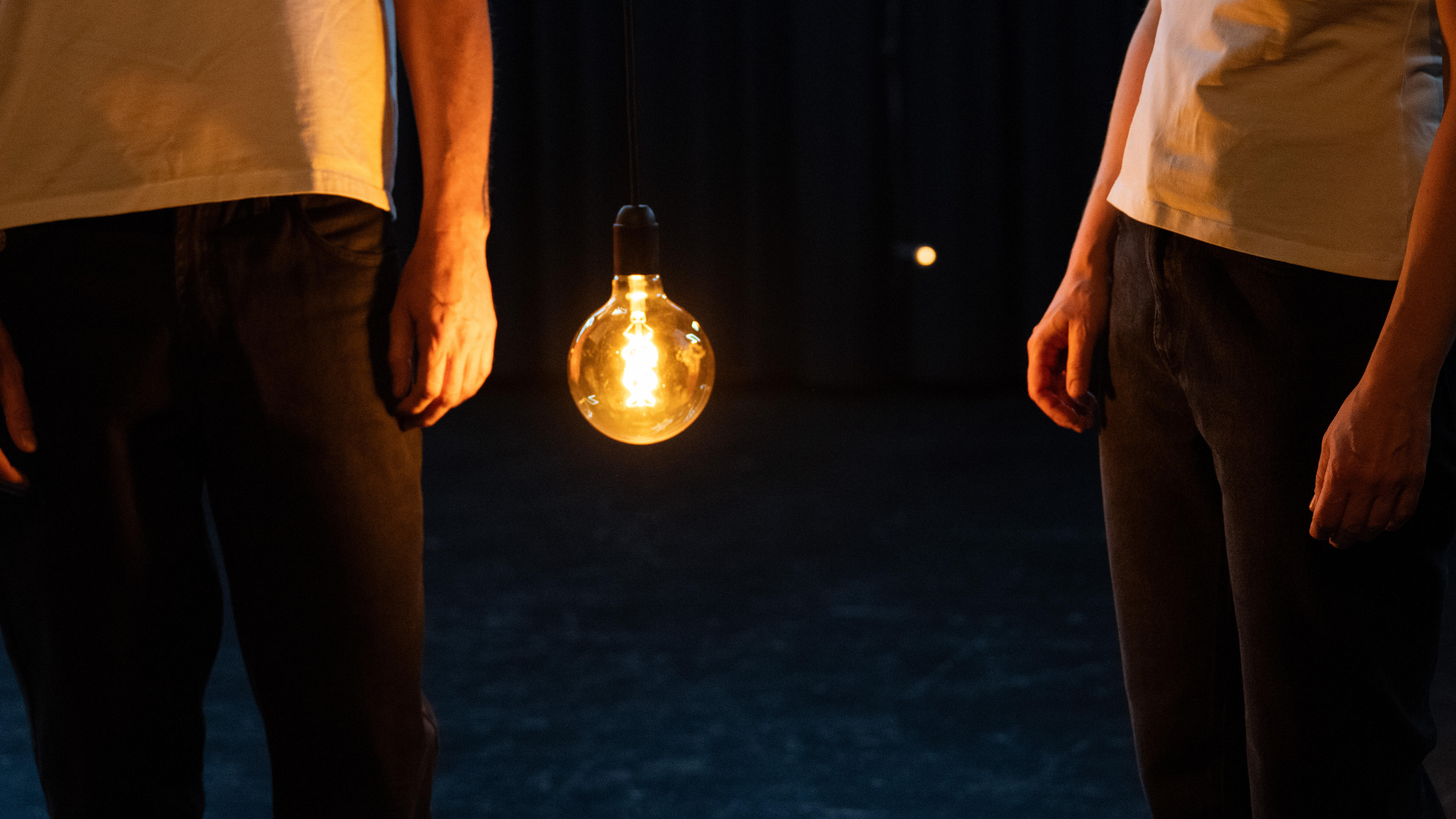 Konstellationen, Theater, Neuss, Rheinisches Landestheater, Nick Payne, Christine Tritschler