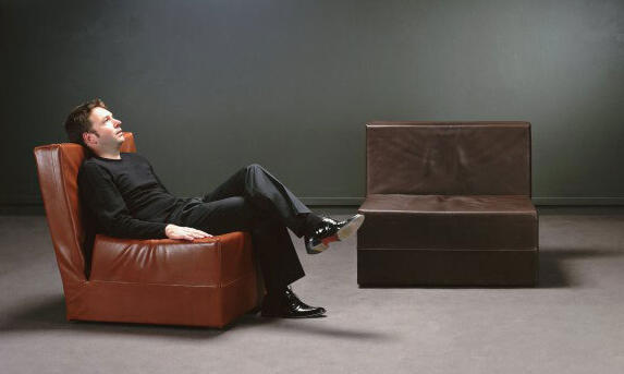 Charlotte Perriand, L’Art d’habiter / Die Kunst des Wohnens, Ausstellung, Kunstausstellung, Innenarchitektur, Möbel, Design, Krefeld, Kaiser Wilhelm Museum, Haus Esters, Haus Lange, Martin Szekely, Domeau & Pérès, Volker Döhne